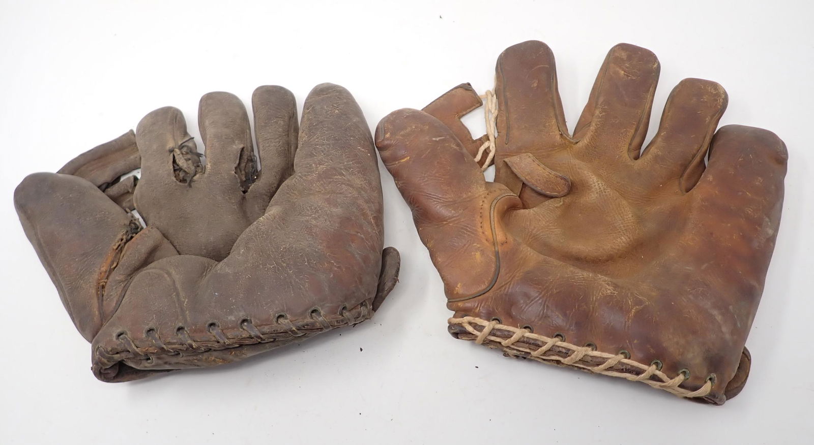 Antique Wilson Baseball Gloves (1 of 6)