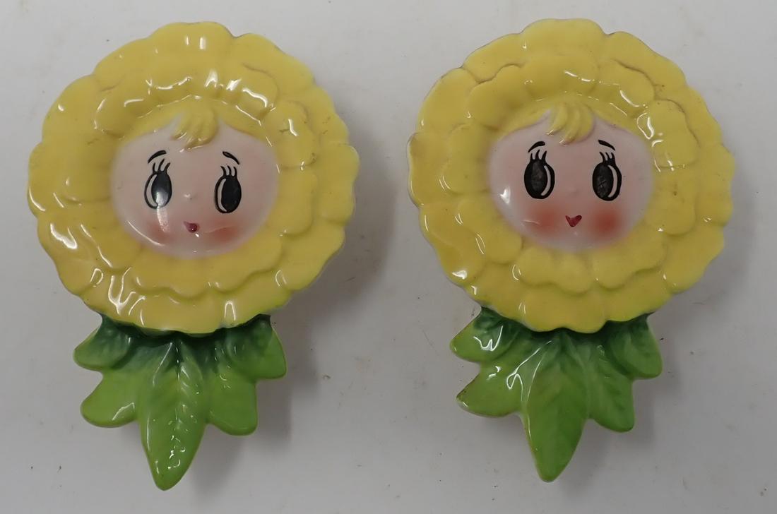 Lefton 5686 Pixie Flower Wall Pockets (1 of 3)