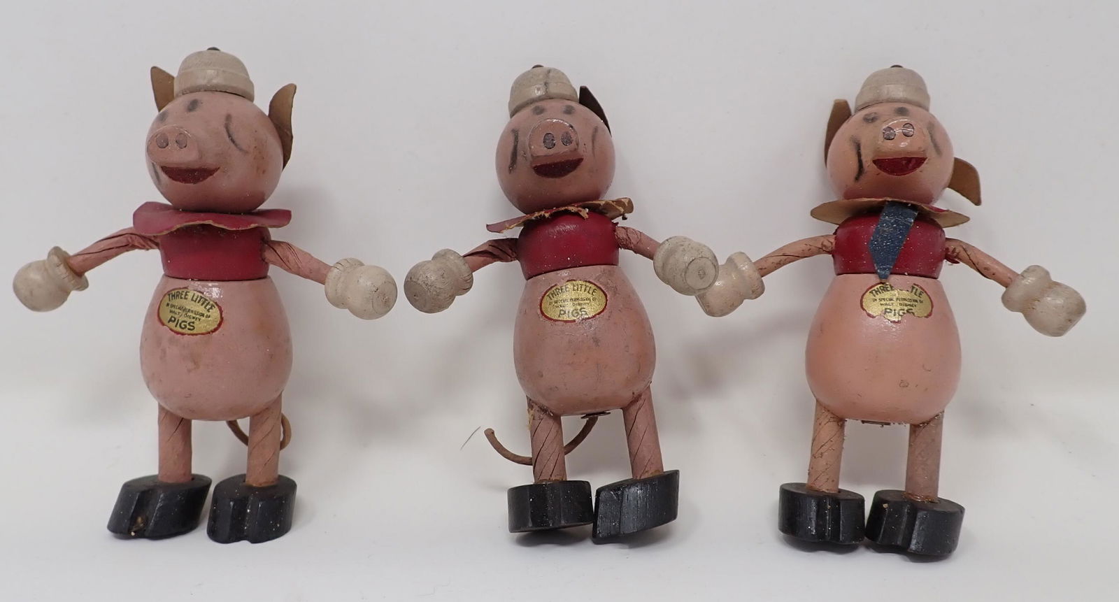 Walt Disney Three Little Pigs Fun E Flex (1 of 4)