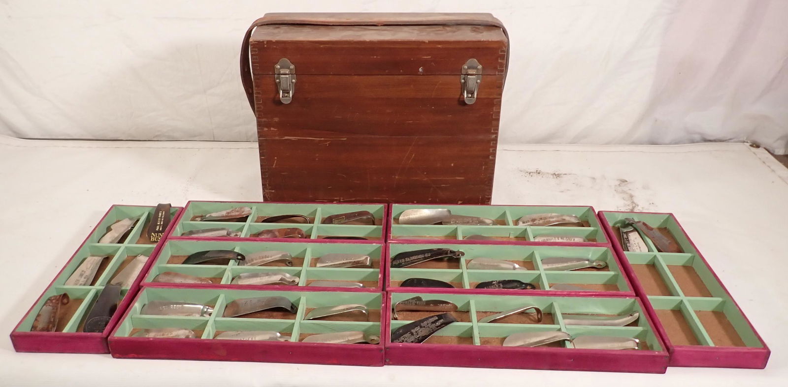 Shoe Horns & Case (1 of 10)