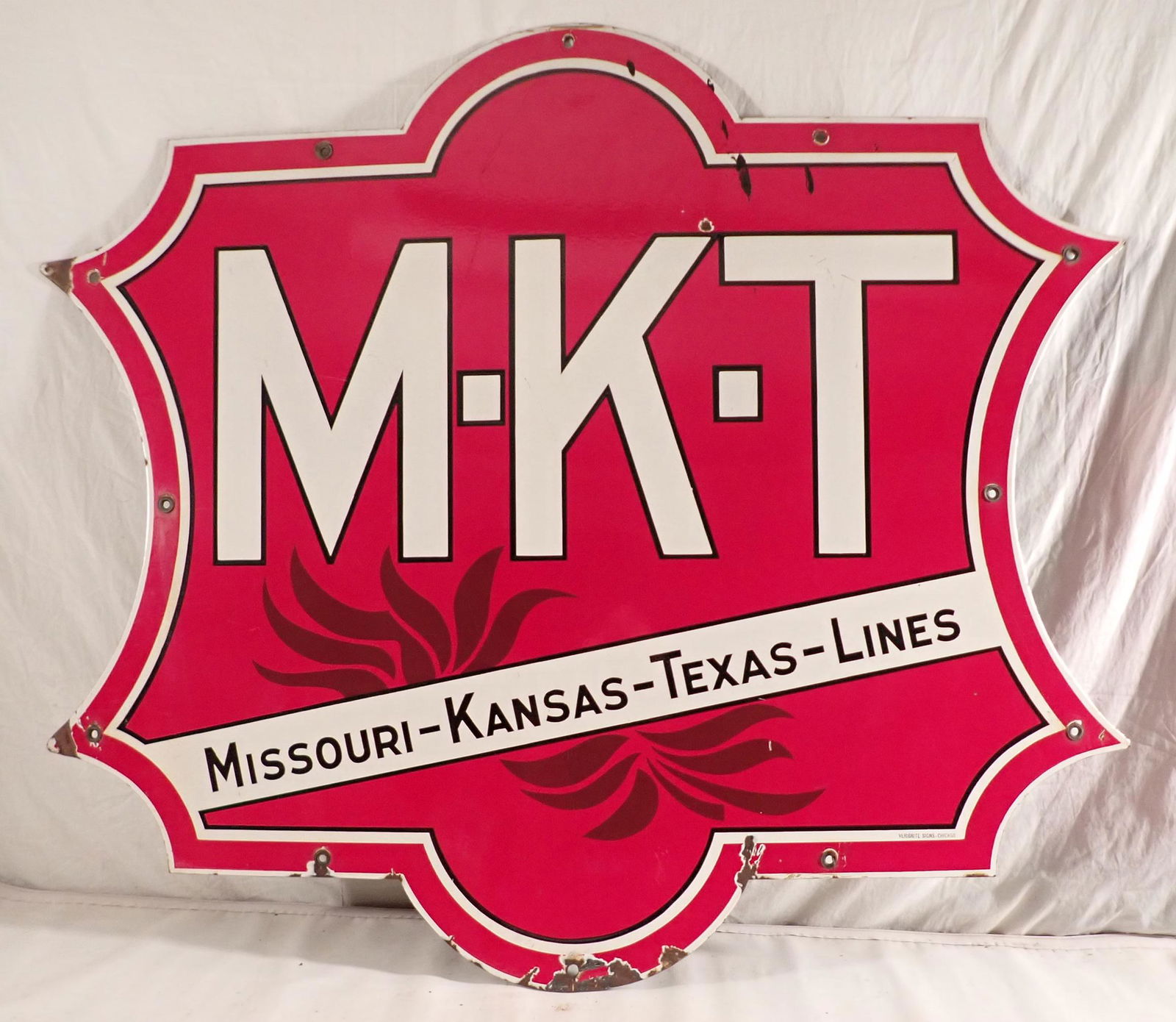 M-K-T Missouri Kansas Texas Lines Die Cut Porcelain (1 of 16)
