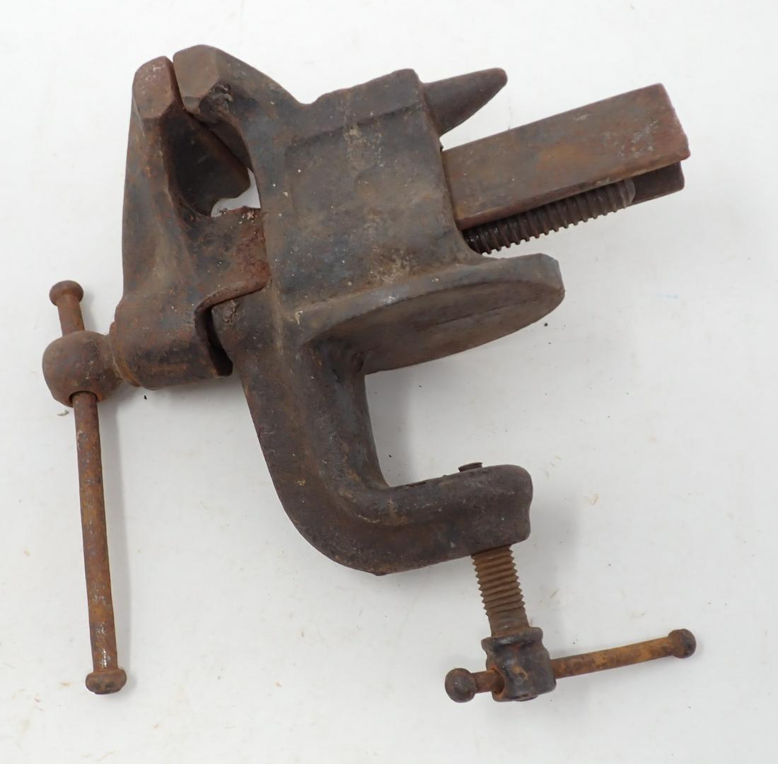 Clamp on Vise: Apprx 3" jaws
