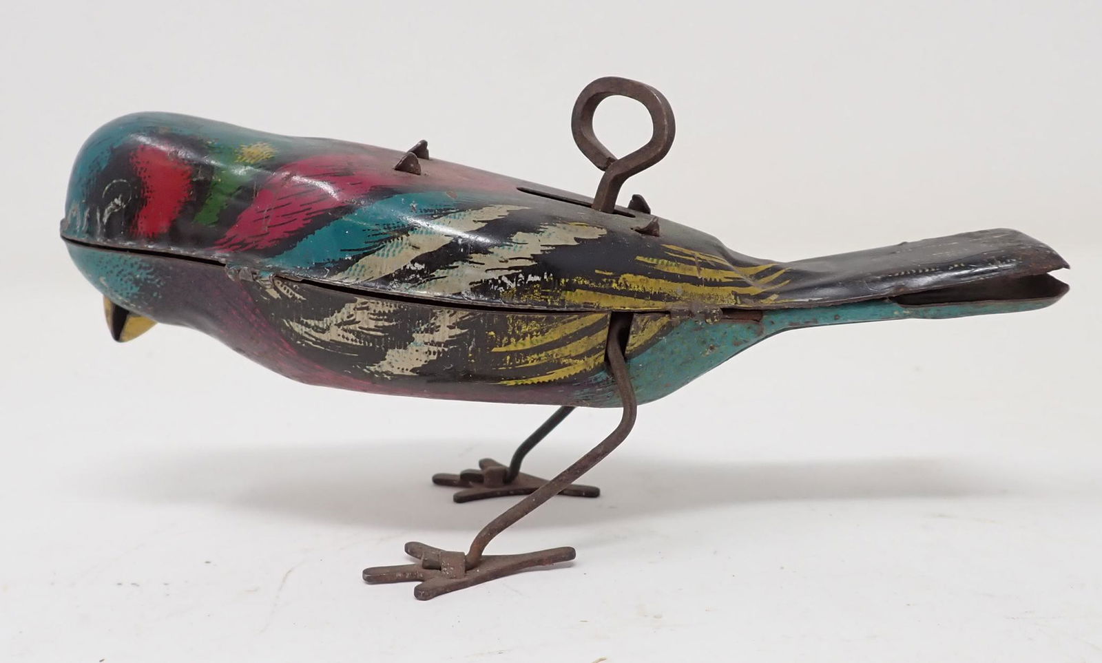 1927 Tin Litho Pecking Bird Wind Up Toy: Approx 5" long