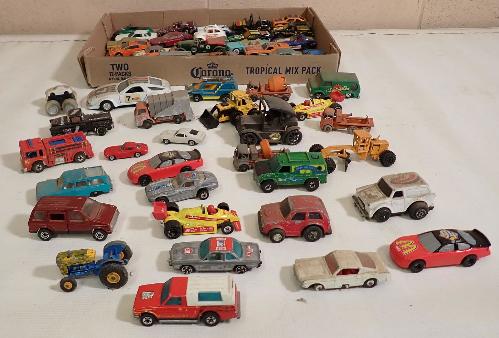 Matchbox Hot Wheels & Misc Toy Cars: Getting all pictured