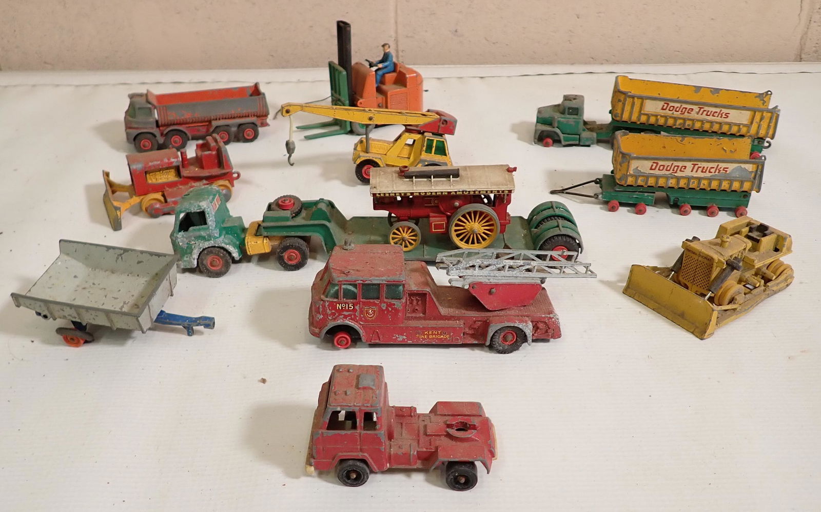 Dinky Tootsietoy Matchbox Toys: Getting all pictured