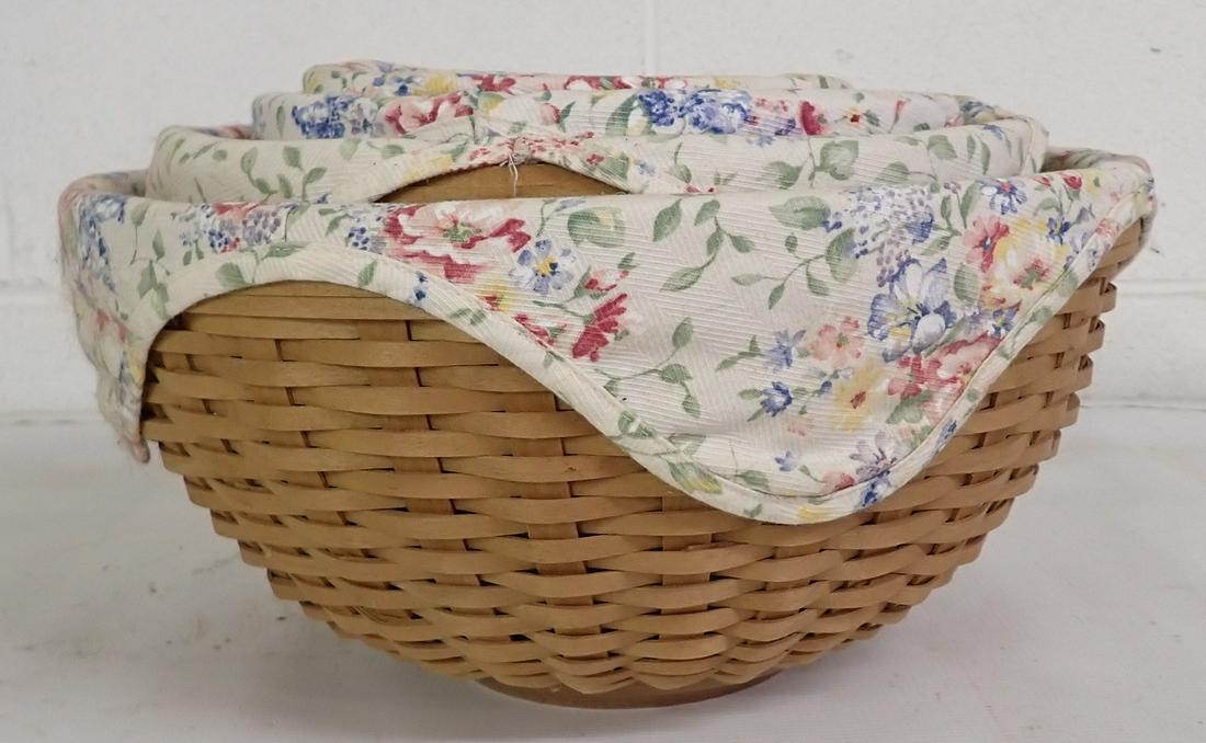 4 Longaberger Nesting Baskets (1 of 3)