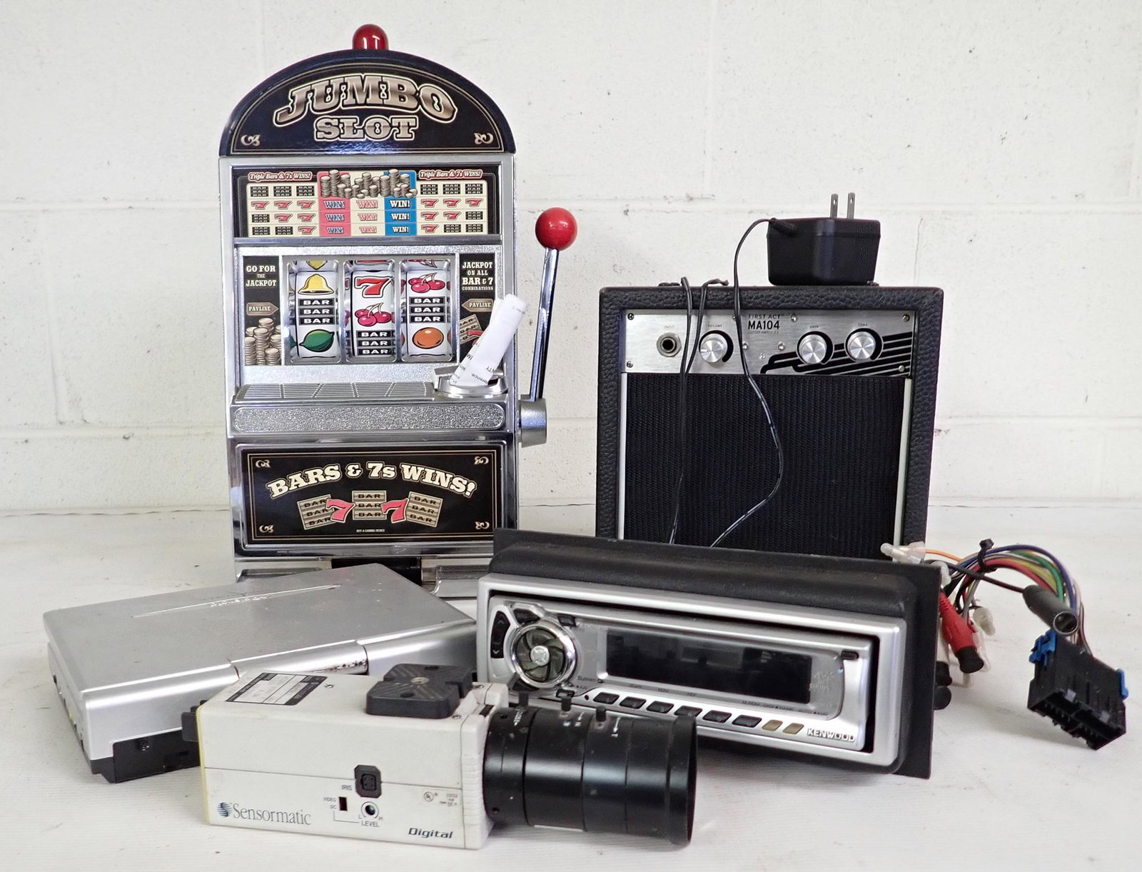 Jumbo Toy Slot Machine Guitar Amp & Misc: No shipping !