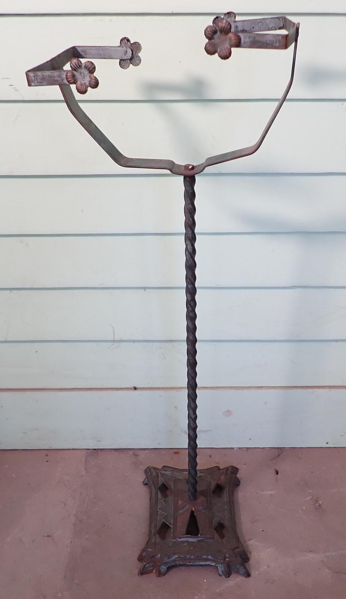 Art Deco Iron Stand (1 of 5)
