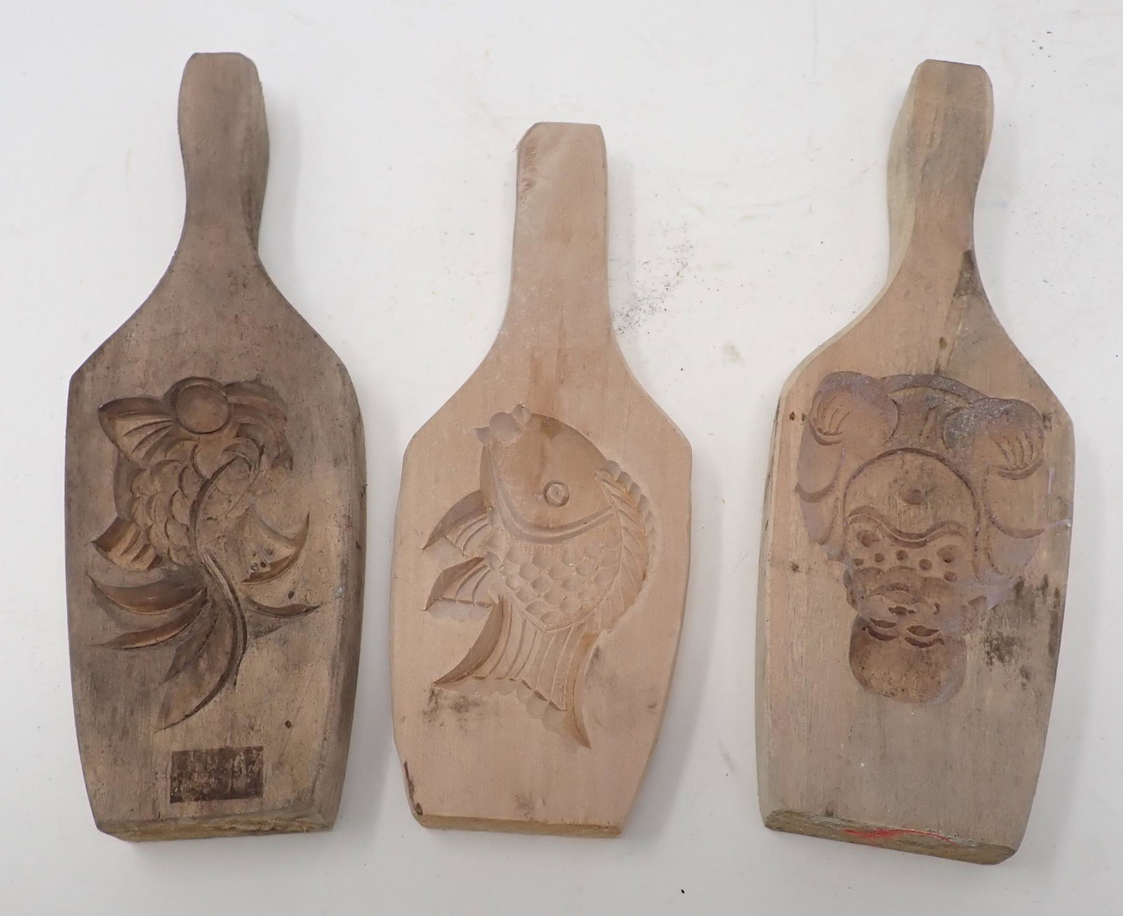 3 Butter Molds: Approx 3" x 8 7/8"