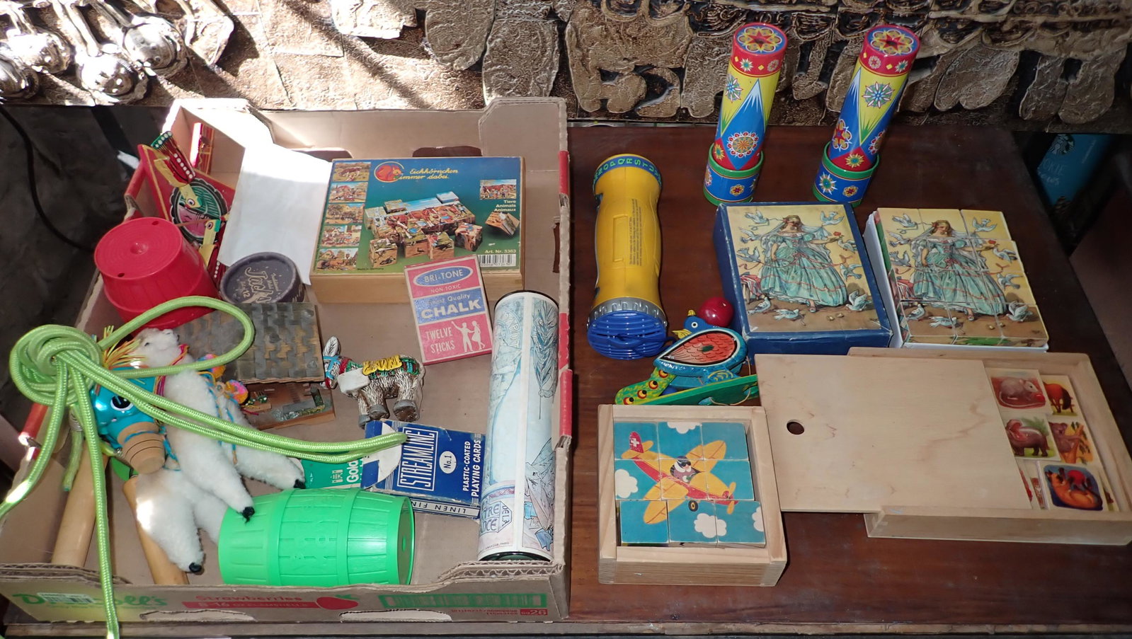 Puzzles Vintage Toys and Misc: No shipping !