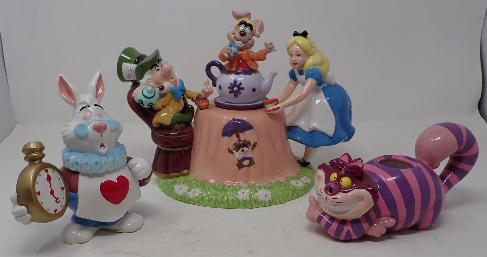 Walt Disney Teapot Creamer & Sugar (1 of 2)