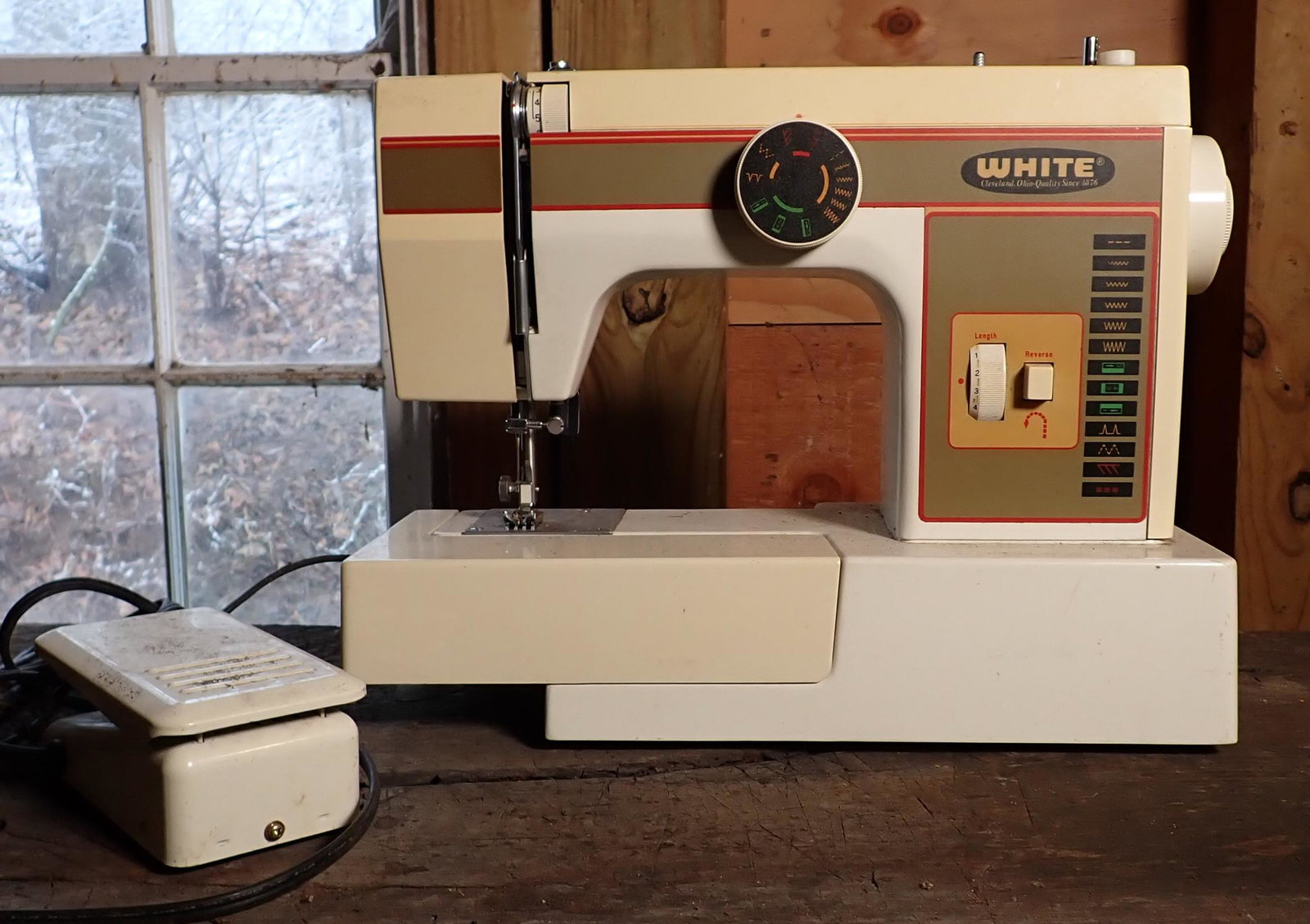 White 1477 Brother VX857 Sewing Machines: No shipping !