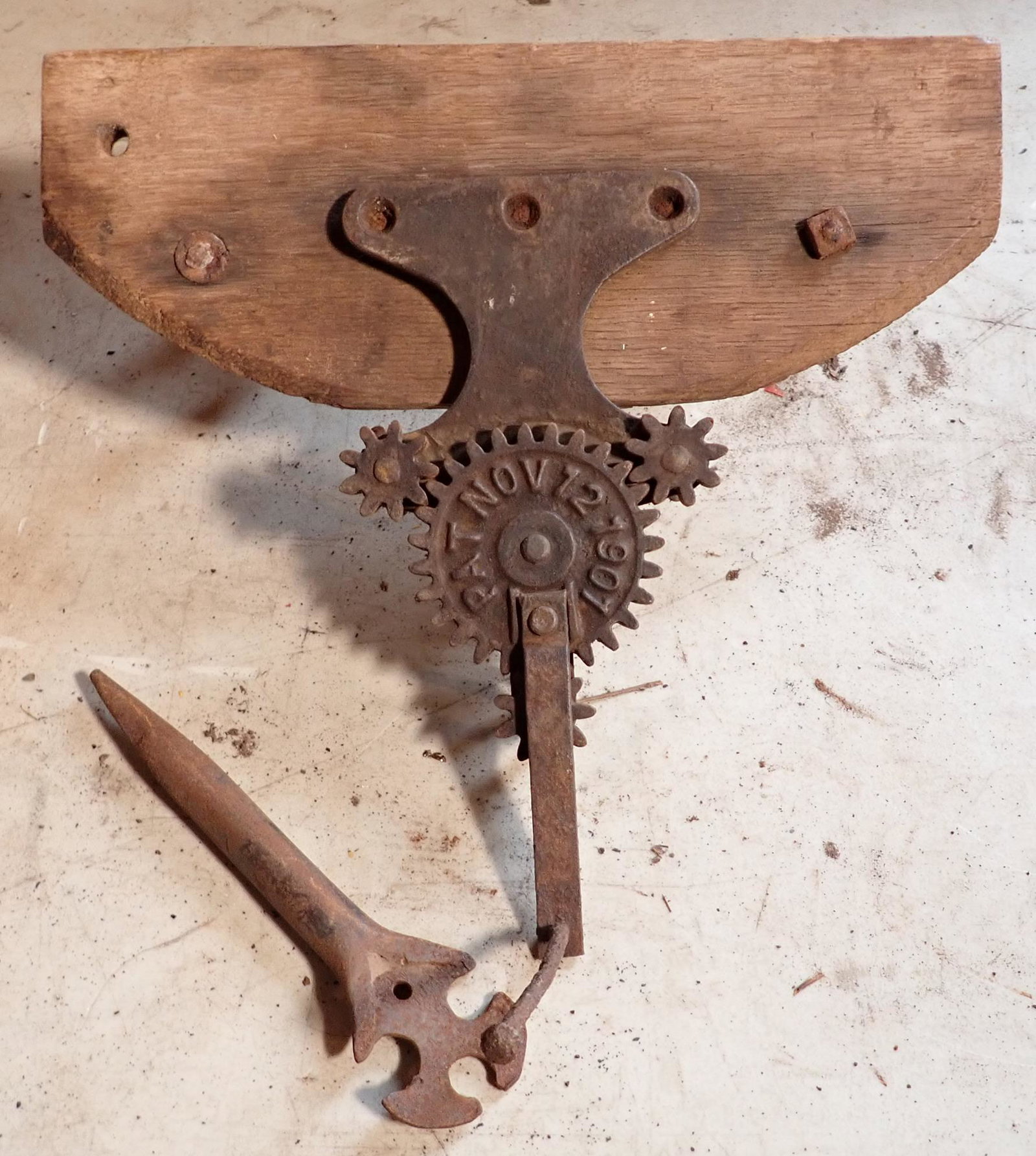 1907 Topeka Rope Maker: Rope maker & Tool