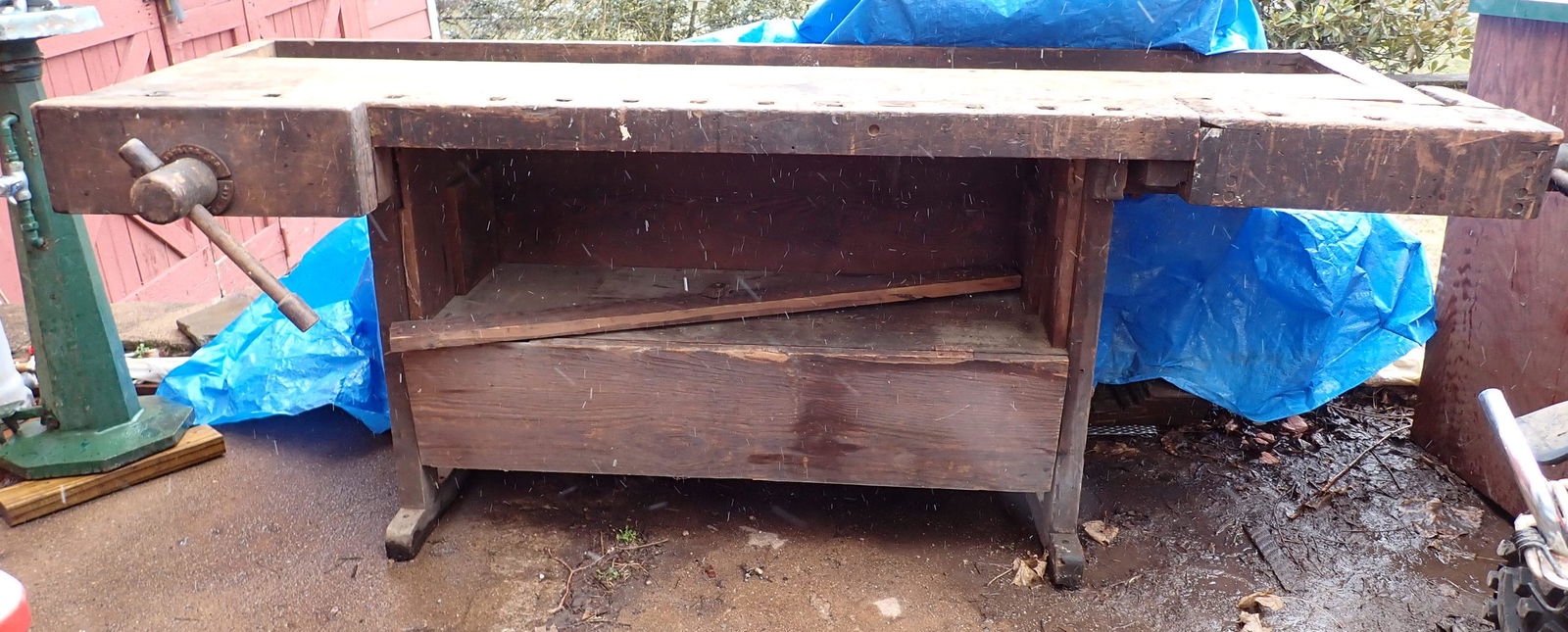 Carpenters / Woodworkers Bench (1 of 9)