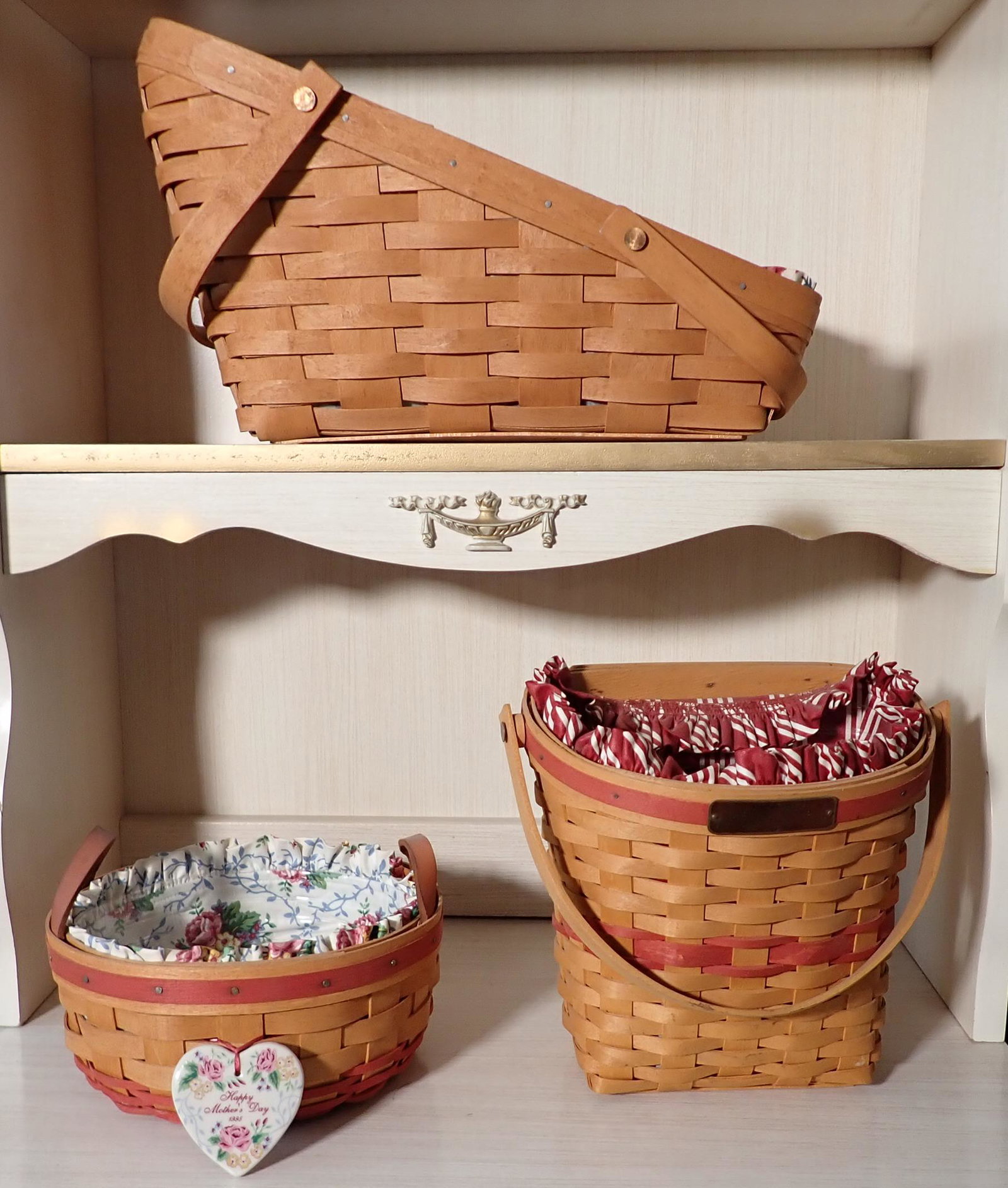 3 Longaberger Baskets: Largest is approx 9" x 16 1/2" x 9" tall
