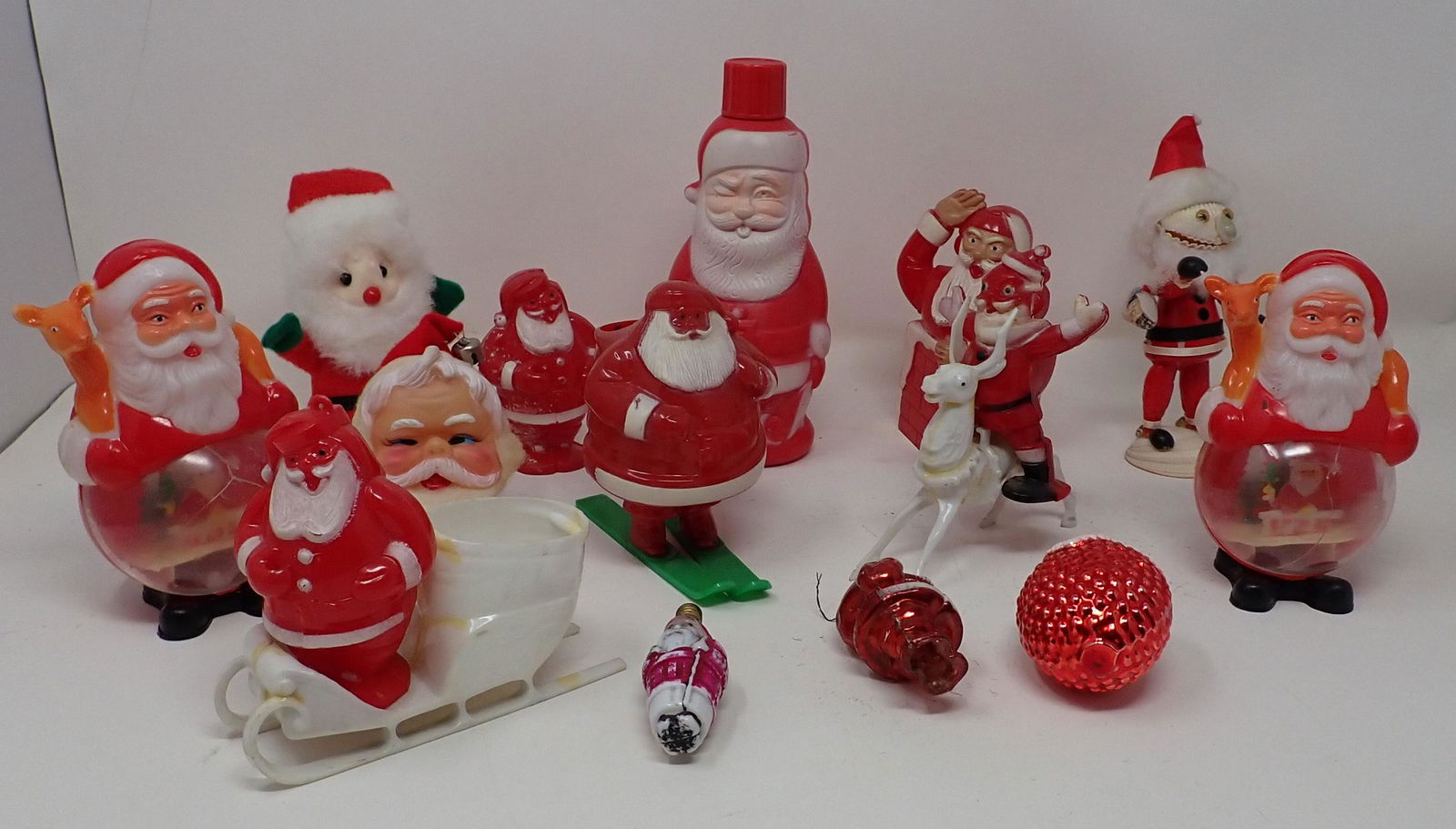 Vintage Santa Christmas Decorations & Misc (1 of 9)