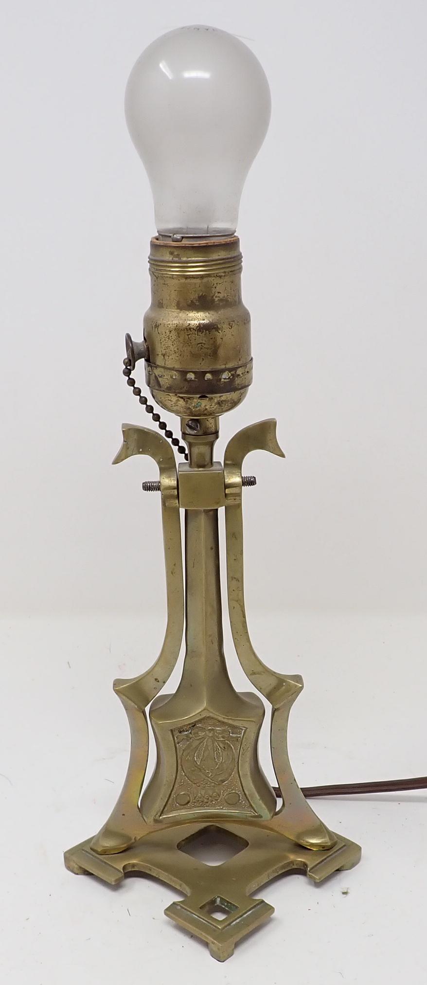 Brass Gesetzuch Geschutzt Ships Lamp (1 of 5)