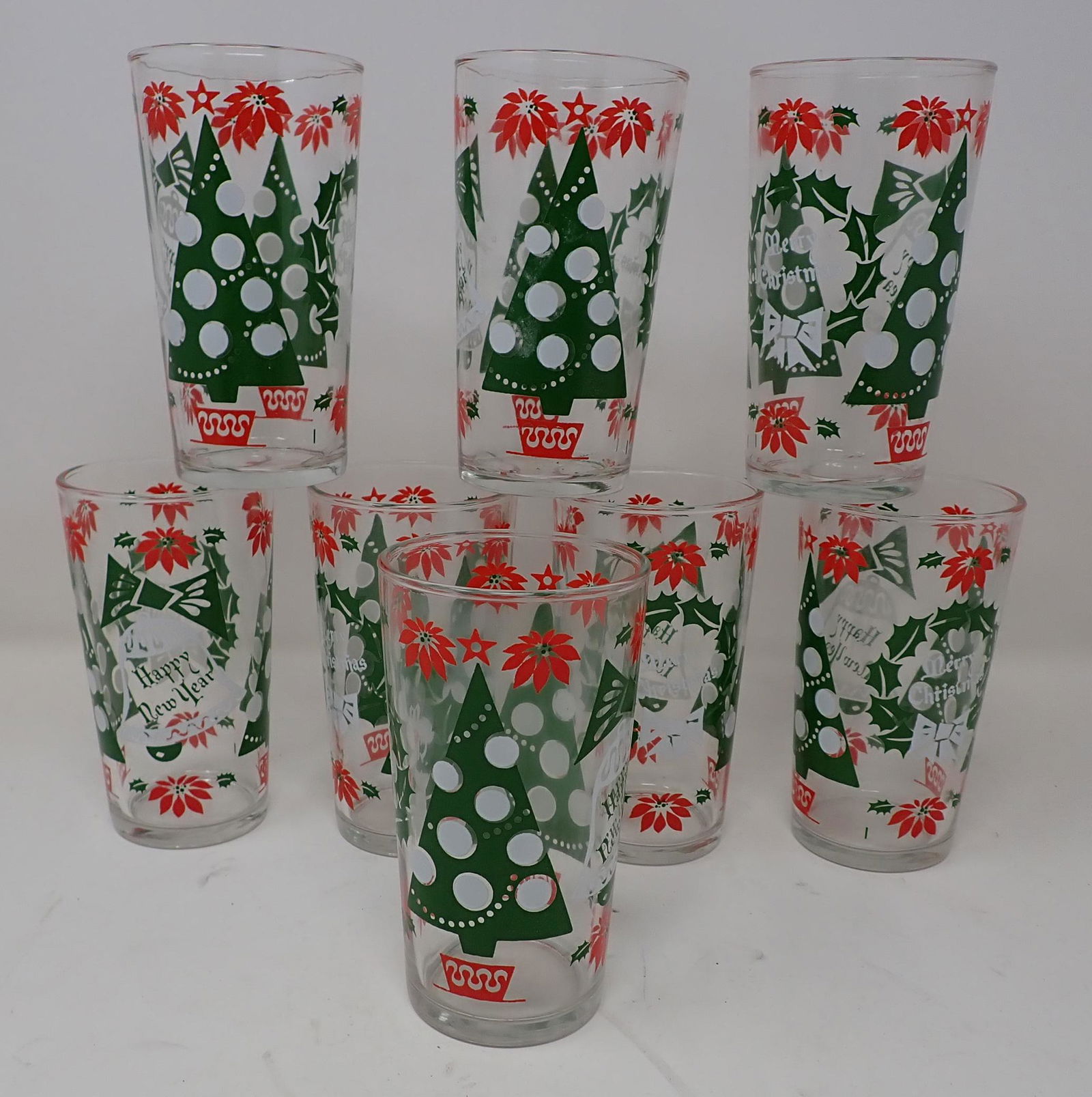 8 Merry Christmas Happy New Year Glasses (1 of 2)