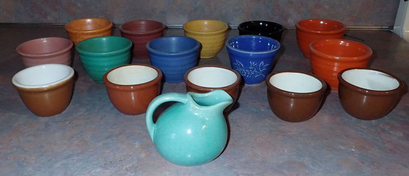Pottery Custard Cups and Creamer (1 of 3)