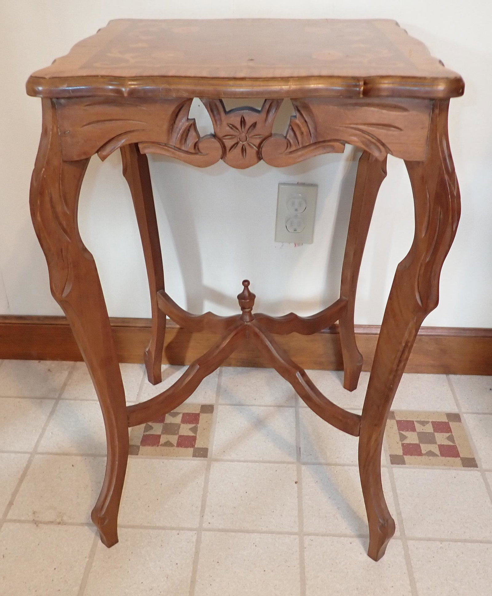 Lamp Stand w/ Marquetry: Apprx 17" x 17 1/4" x 26 3/4" tall. NO SHIPPING !