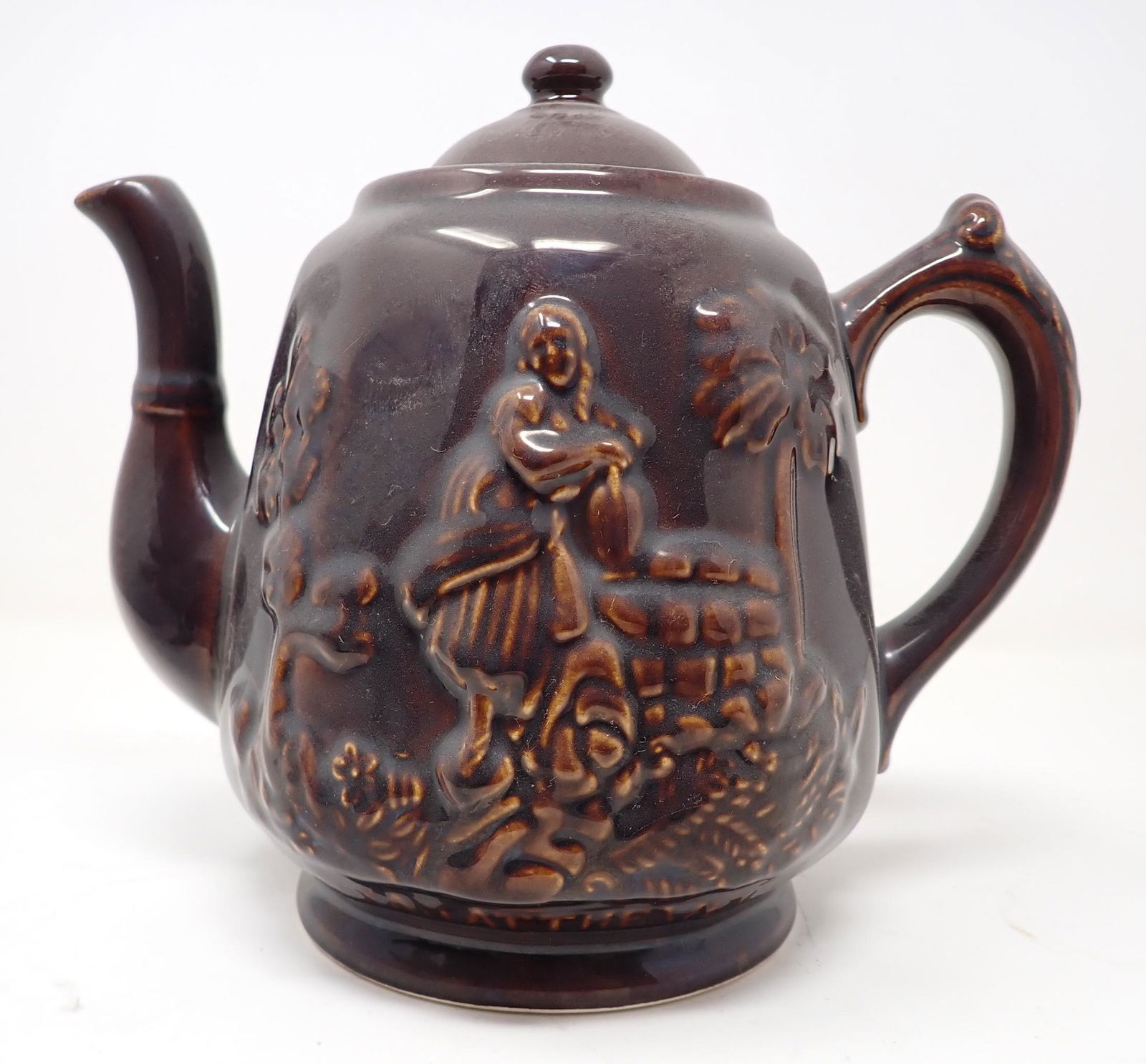 Rockingham Harker Teapot (1 of 4)