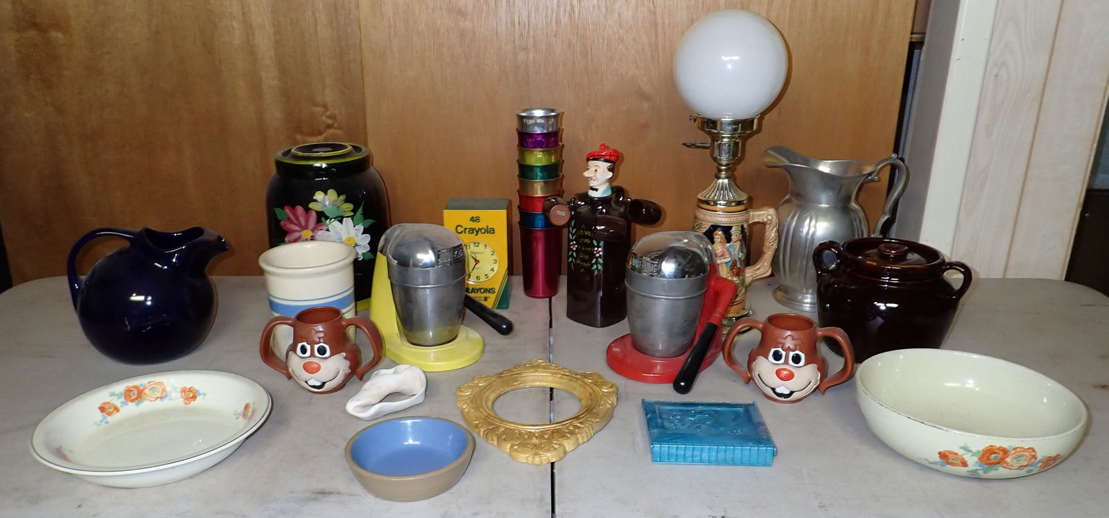 Juicers Stein Bar Lamp Table Contents (1 of 9)