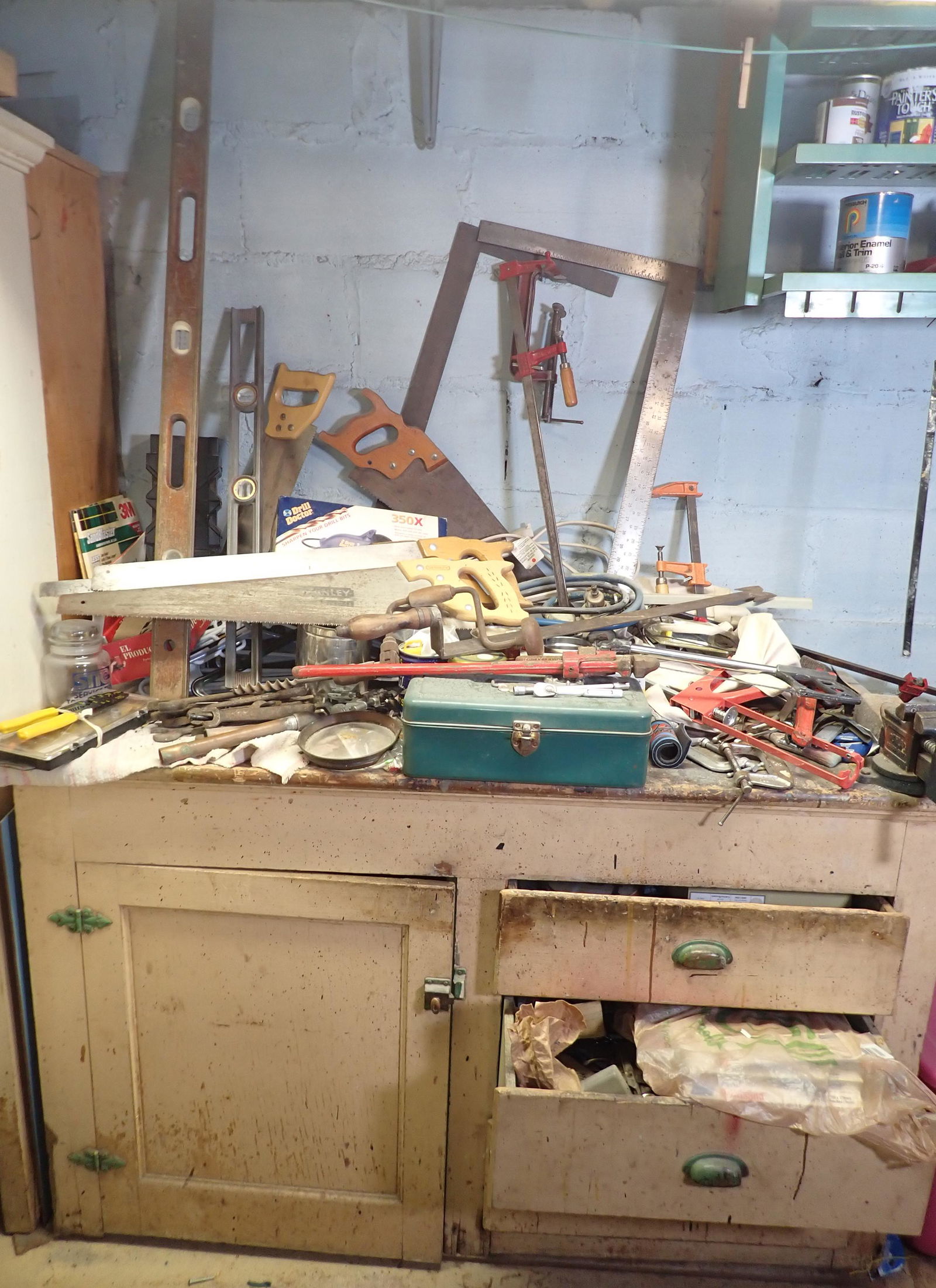 Tools & Misc Cabinet Contents (1 of 19)