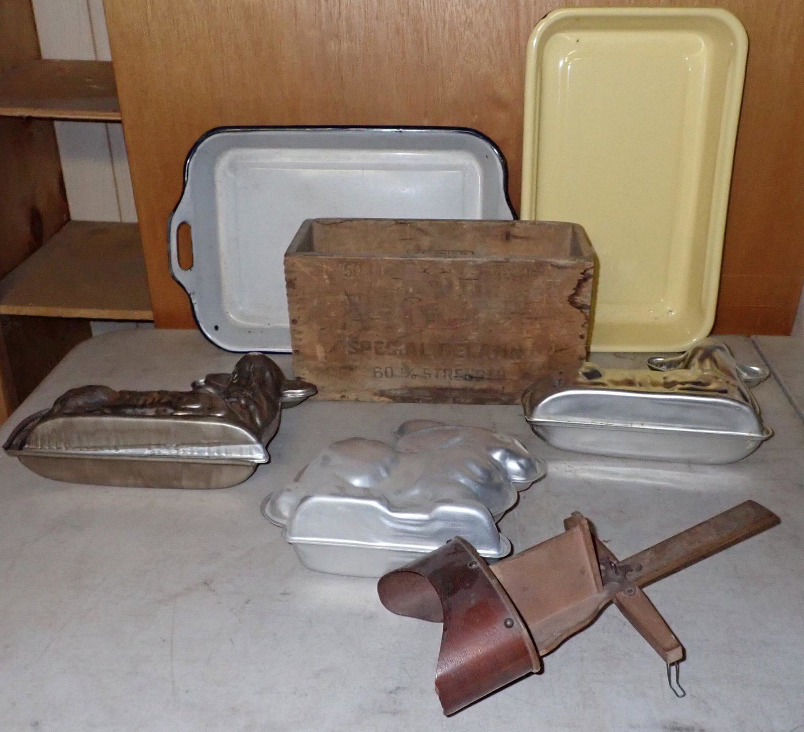 Rabbit & Sheep Molds Enamelware & Misc: NO SHIPPING !