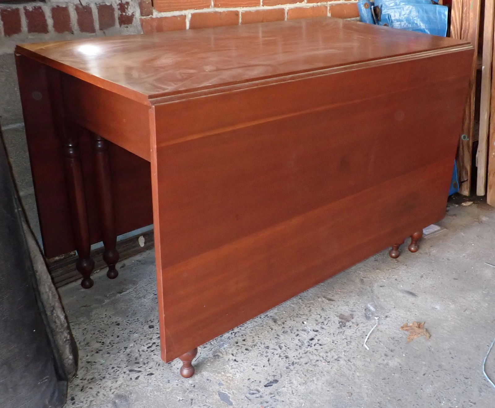 Gate Leg Drop Leaf Table (1 of 4)