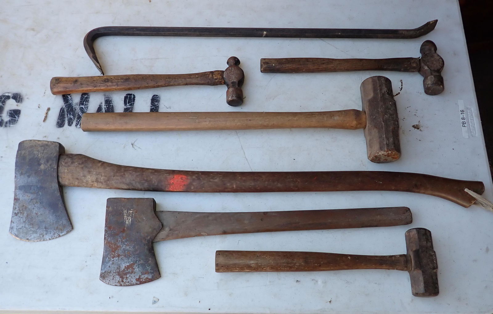 Axes Sledge Lump Hammers Pry Par (1 of 3)