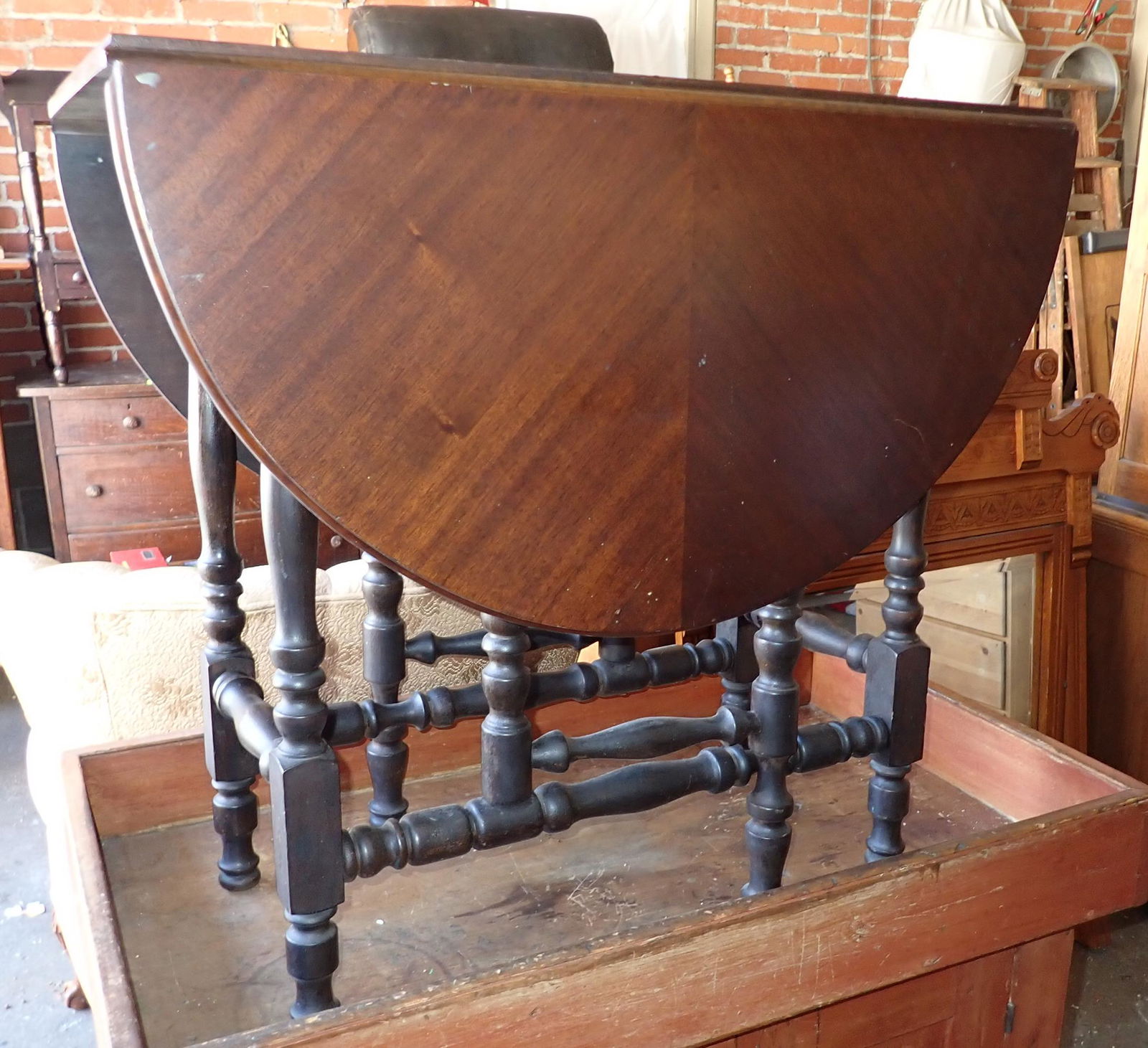 Gate Leg Drop Leaf Side Table (1 of 5)