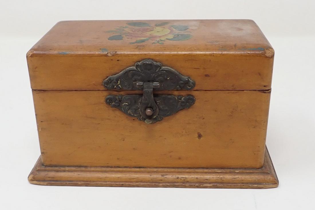 Clark's Cotton Box and Needle Case: Box is apprx 3 1/4" x 5 1/4" x 3" tall