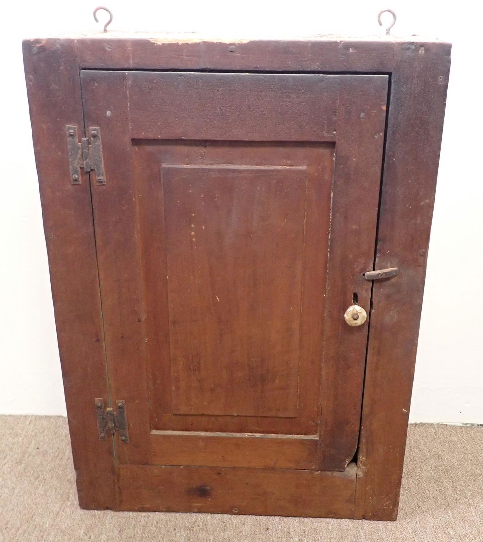 One Door Hanging Cupboard (1 of 8)