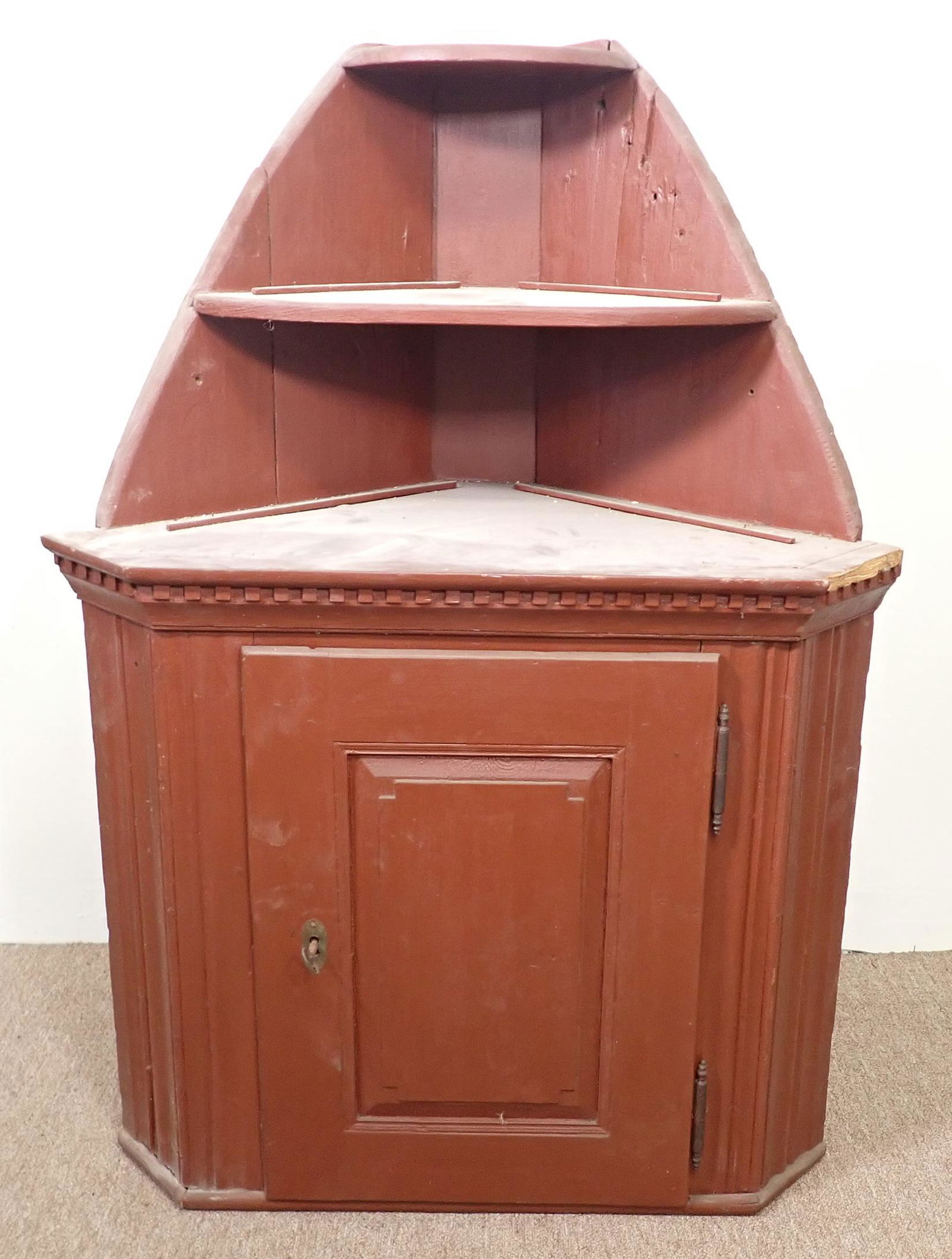 Corner Pewter Cupboard in Red Paint: Approx 31 3/4" across, 17 1/4" deep, 45" tall. NO SHIPPING !