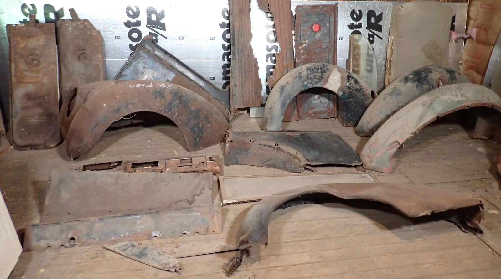 Car Seat Ford Body Parts 1940 1937 & Misc (1 of 12)