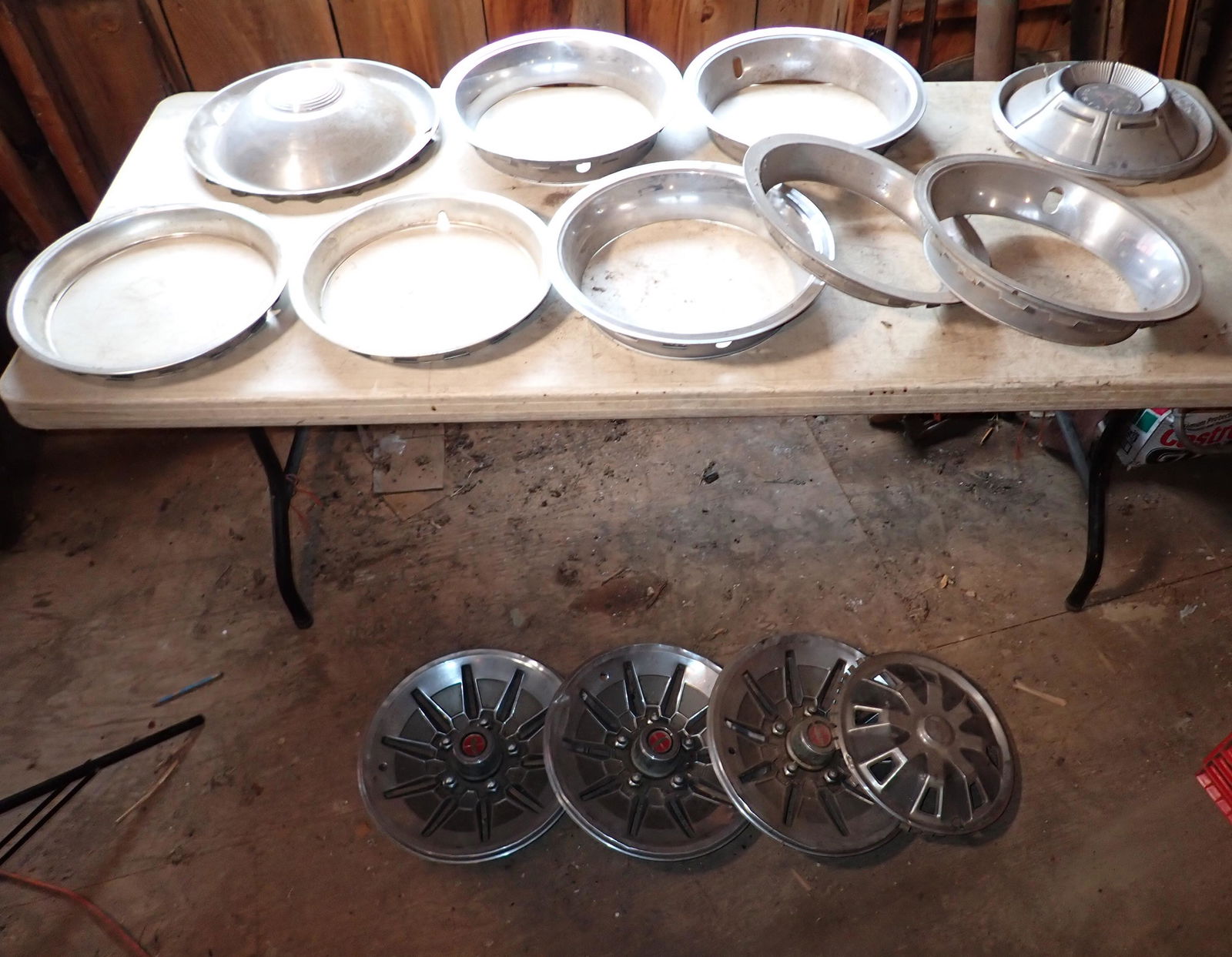 Hubcaps & Rings (1 of 6)