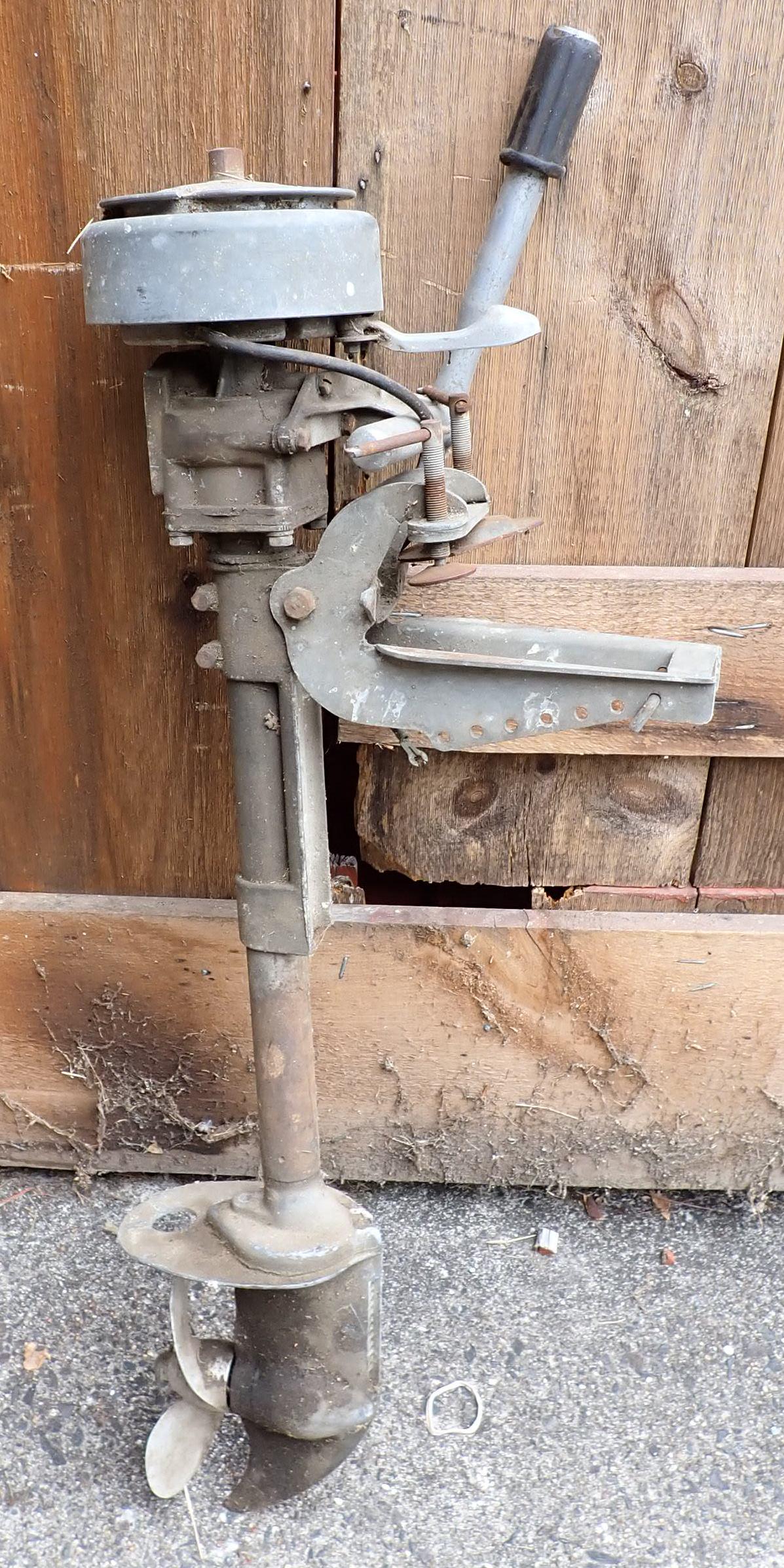 Antique Neptune Outboard Boat Motor (1 of 6)