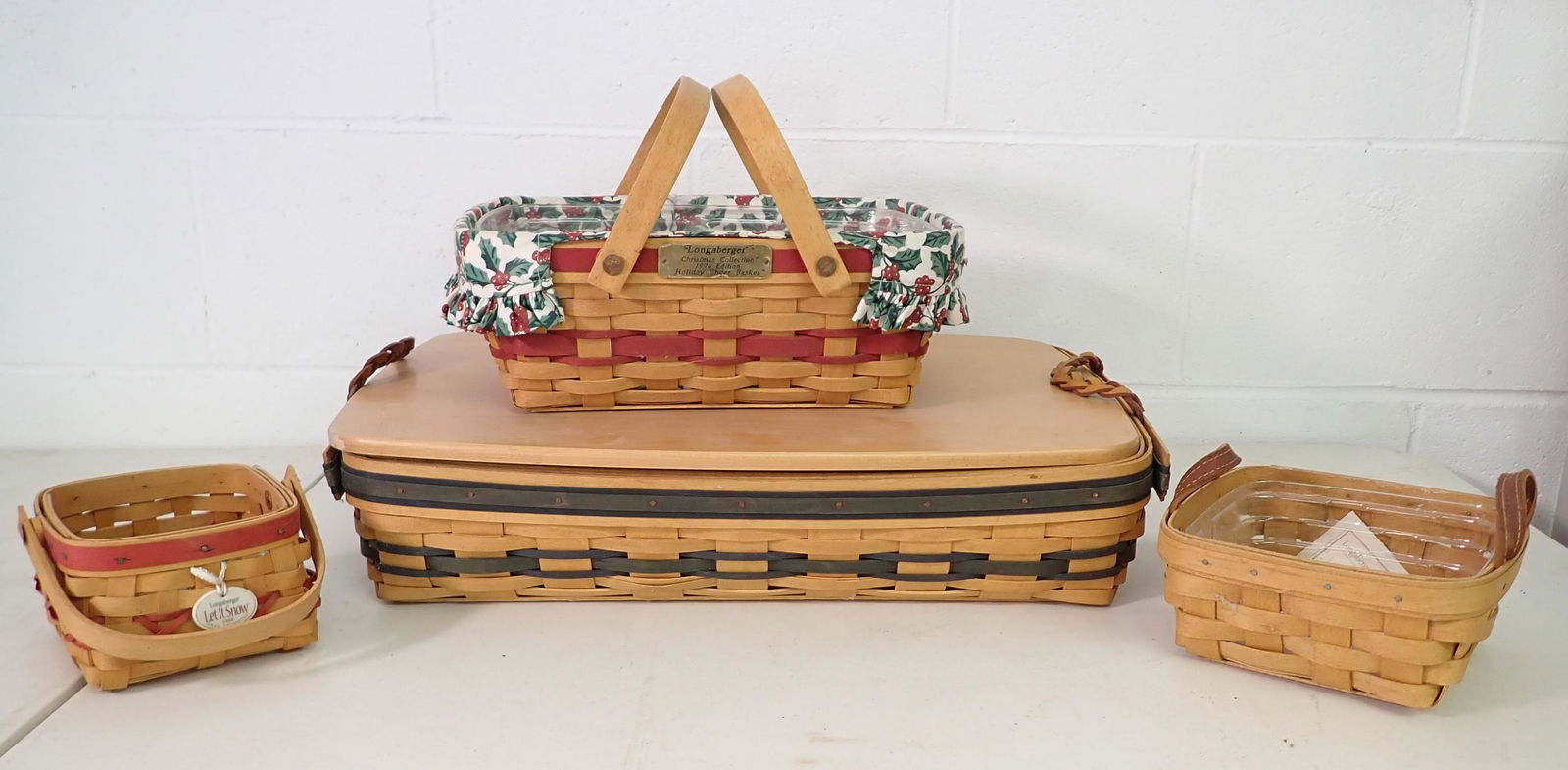 4 Longaberger Baskets (1 of 3)
