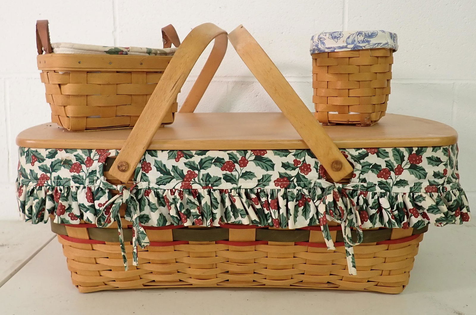 3 Longaberger Baskets (1 of 2)