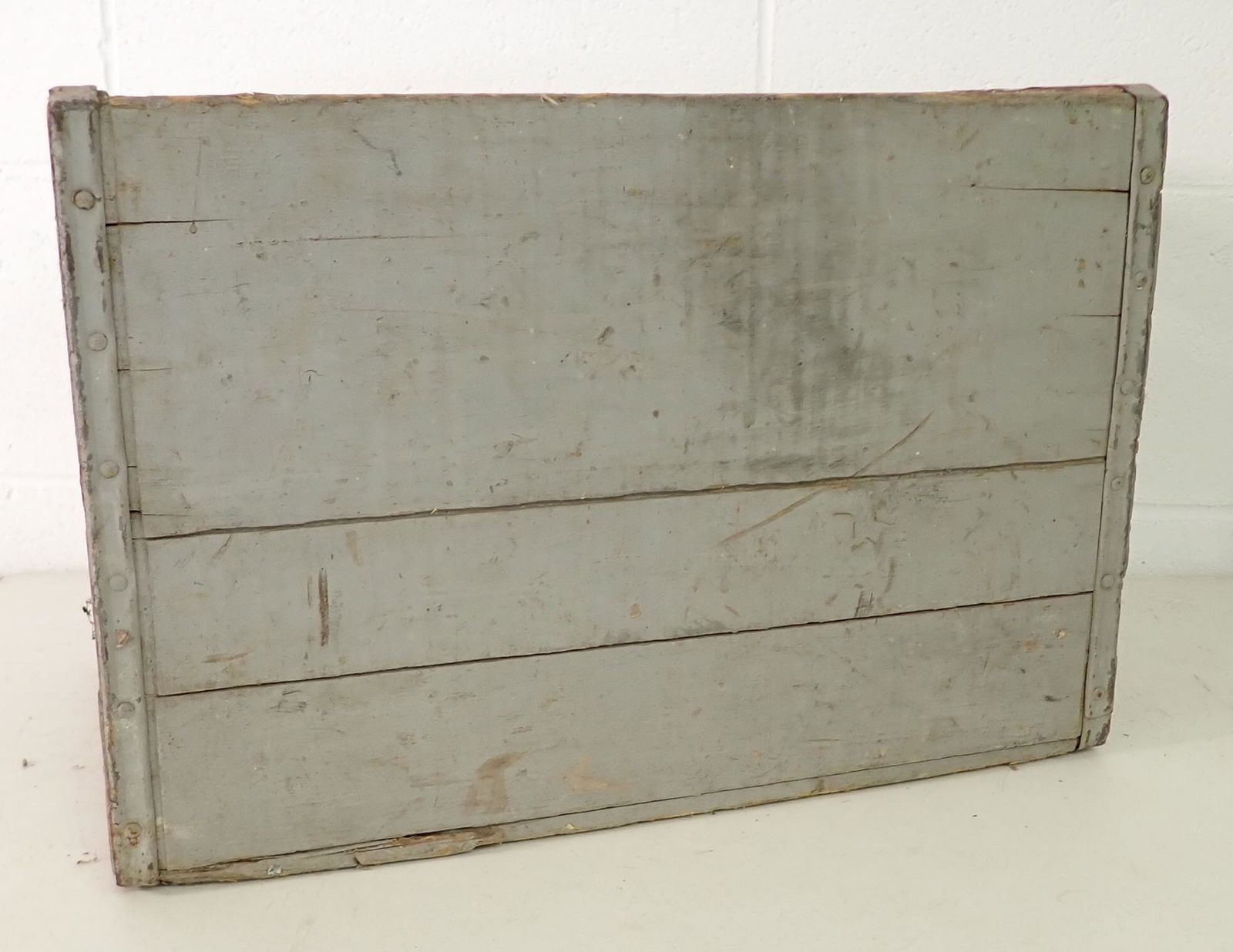 Dads Root Beer Wooden Crate (1 of 3)