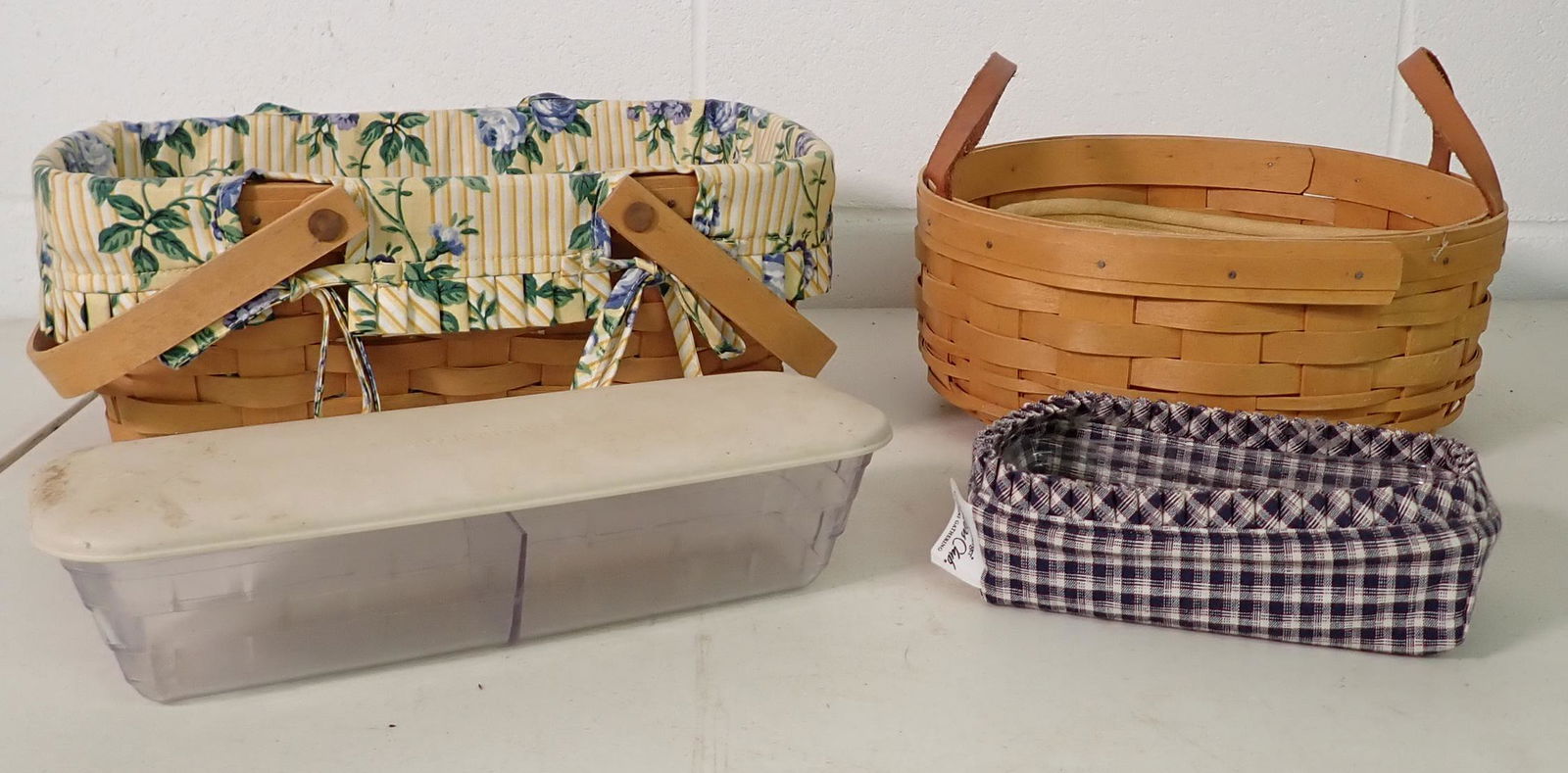 2 Longaberger Baskets (1 of 2)