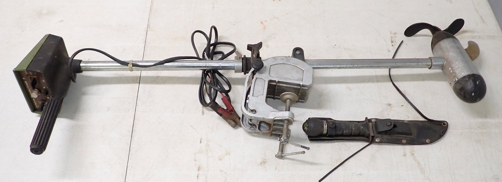 Shakespeare Trolling Motor & Survival Knife: No shipping !