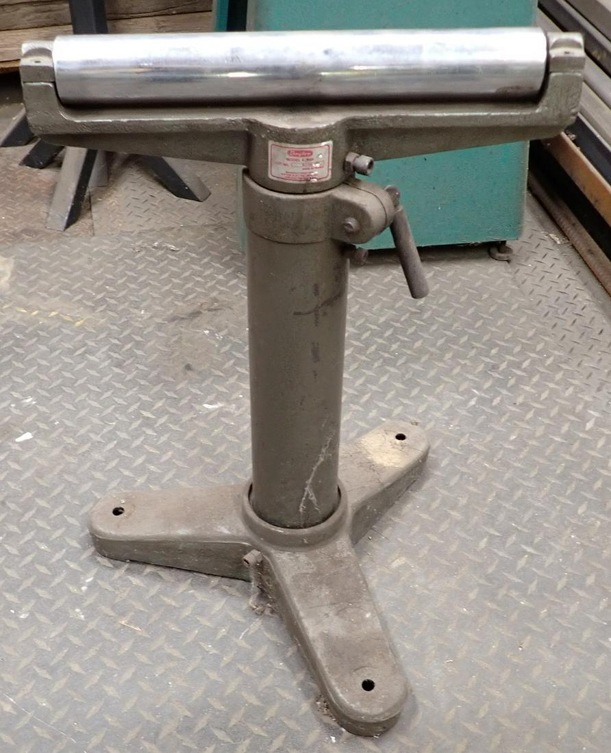 Dayton Adjustable Roller Stand (1 of 2)