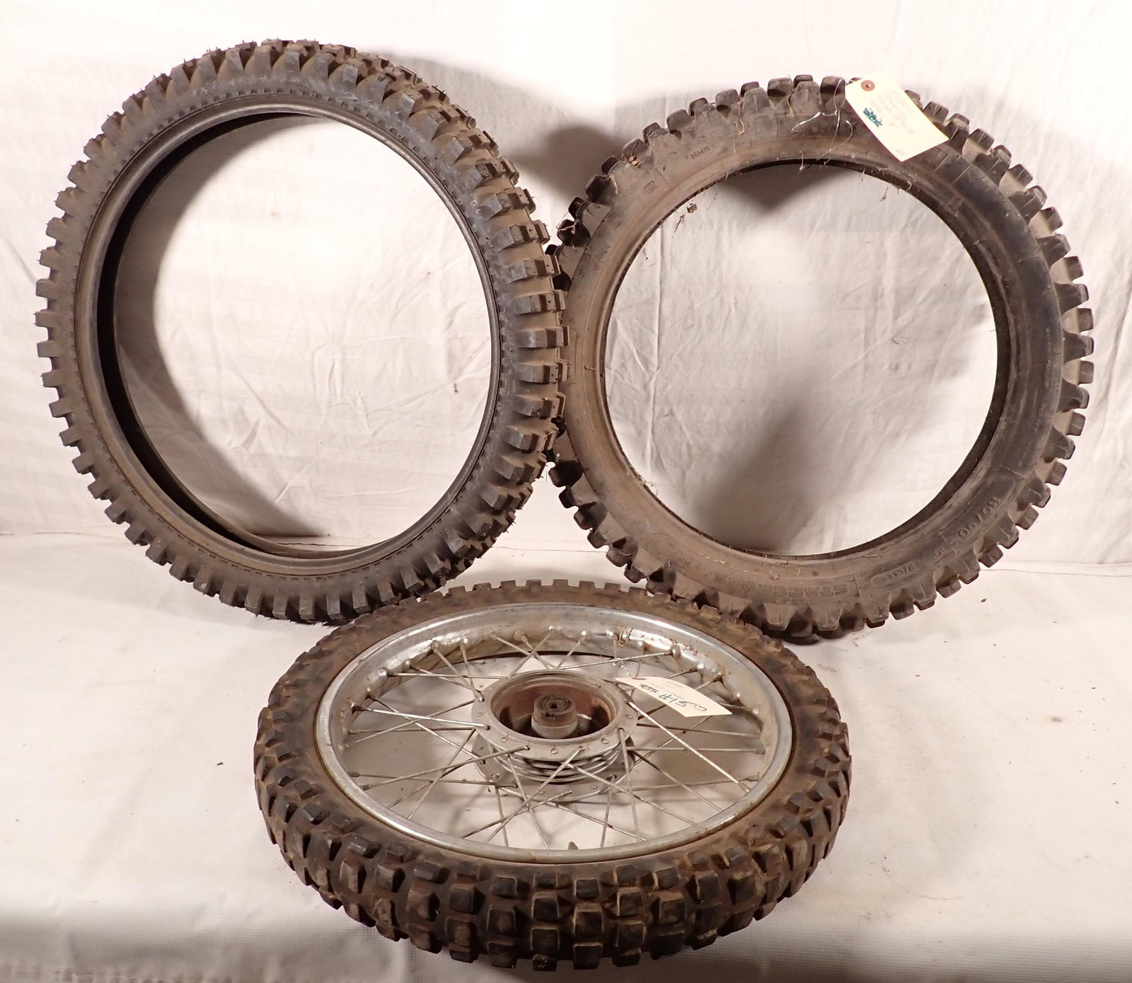 Honda 17" Wheel Misc Dirt Bike Tires (1 of 5)