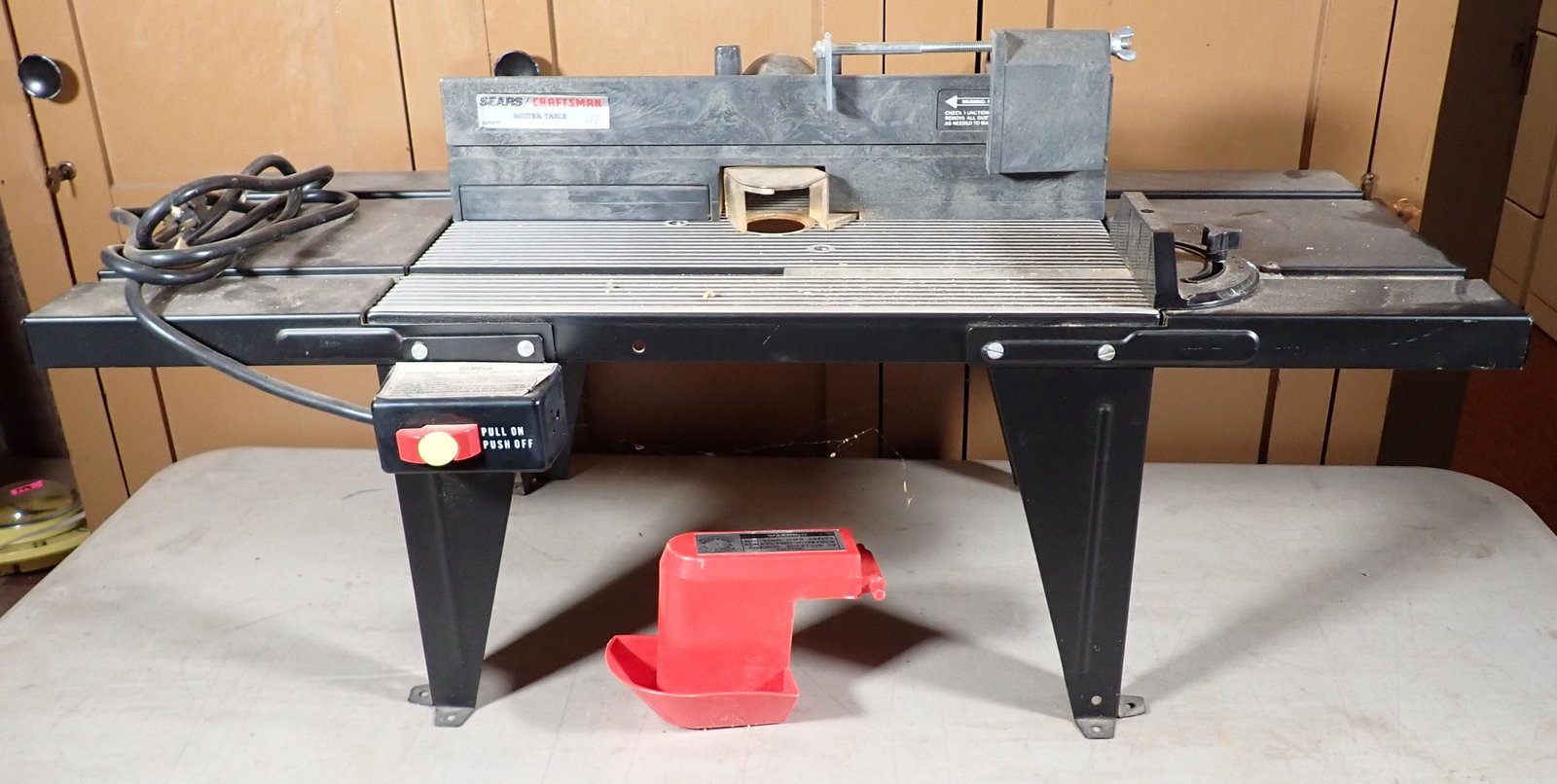 Craftsman Router Table (1 of 2)