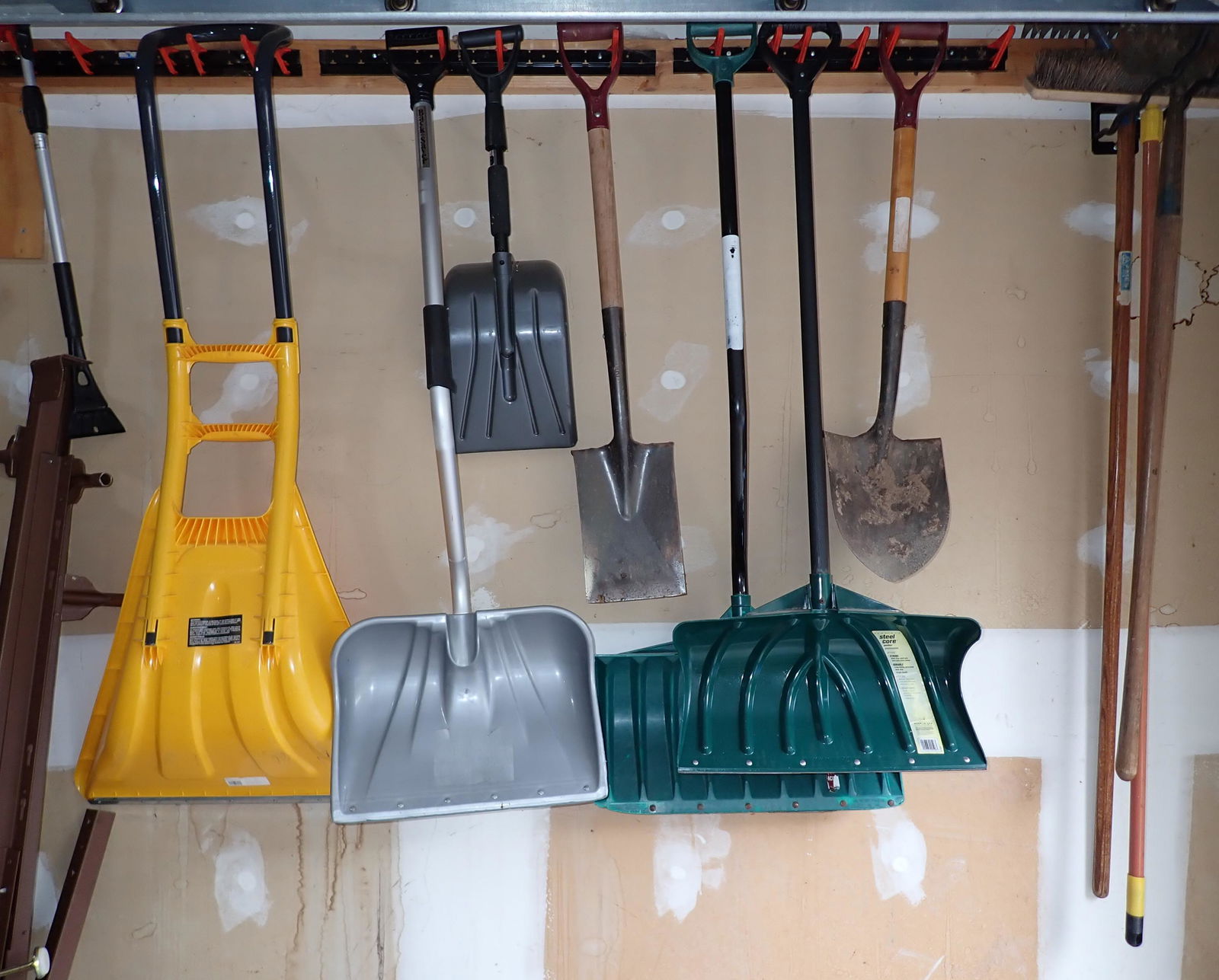 Shovels & Misc Garden Tools (1 of 2)