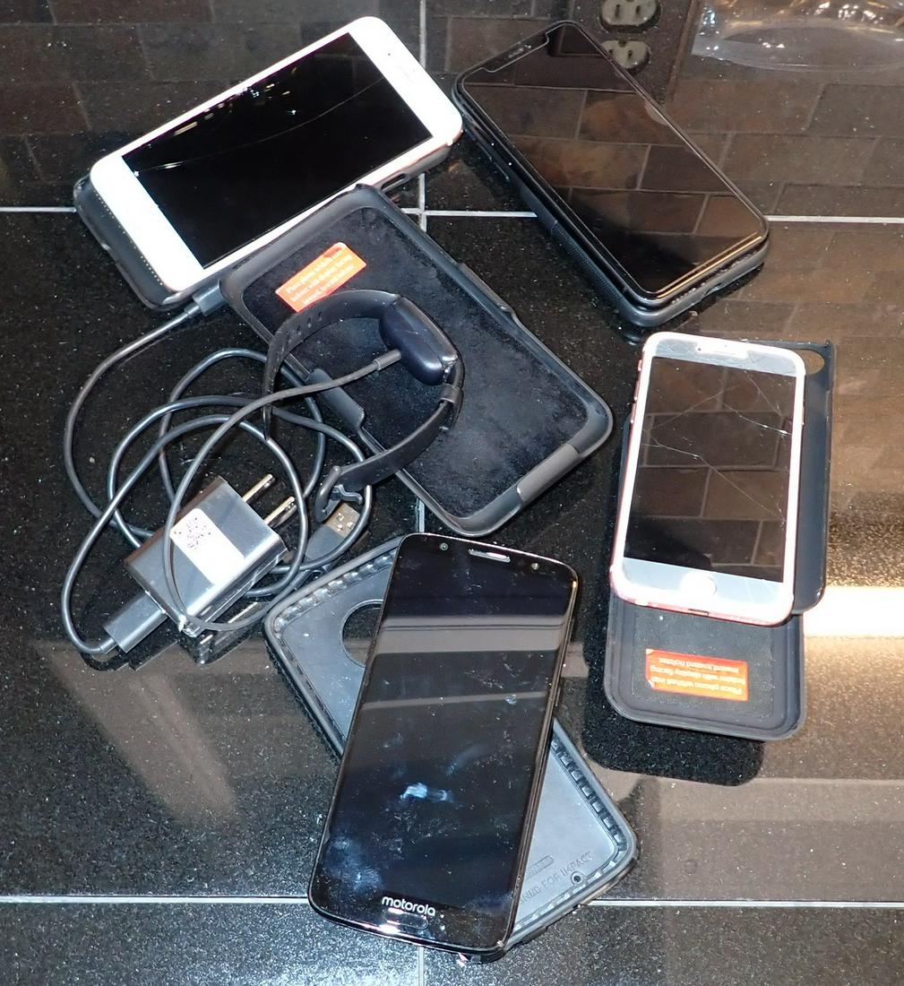 Apple & Motorola Cell Phones (1 of 2)