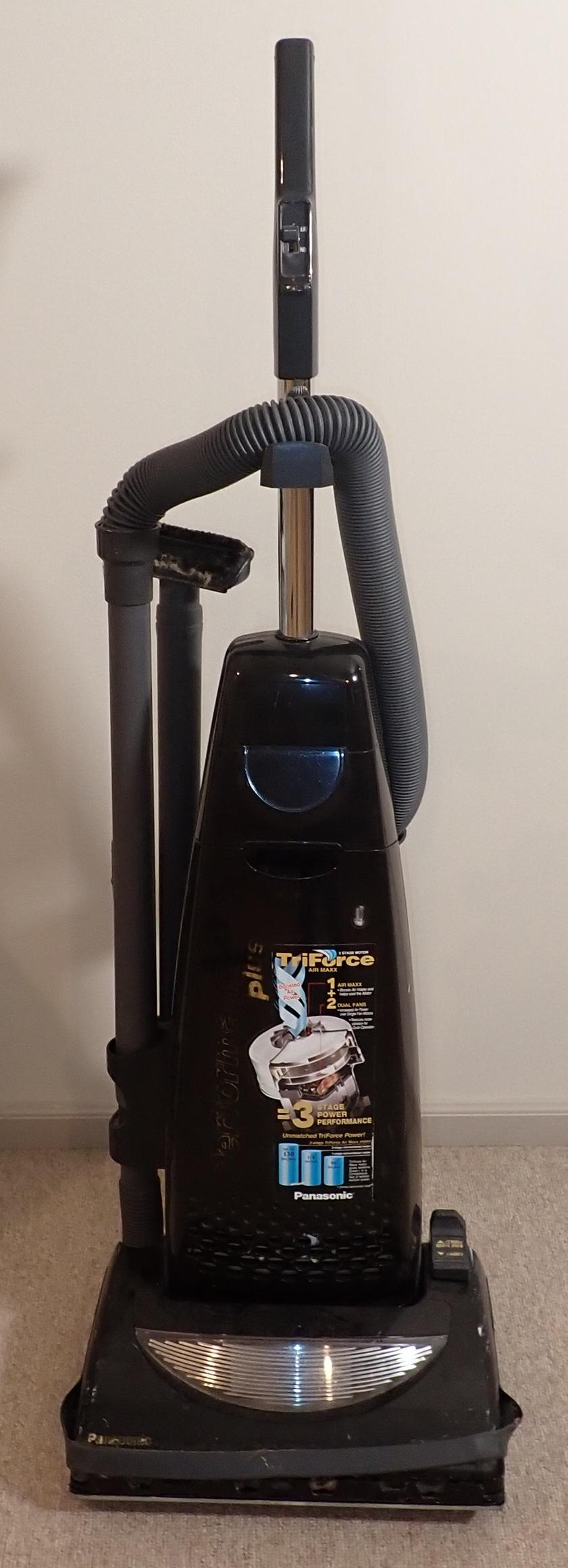 Pelonis Heater & Panasonic Vacuum (1 of 4)