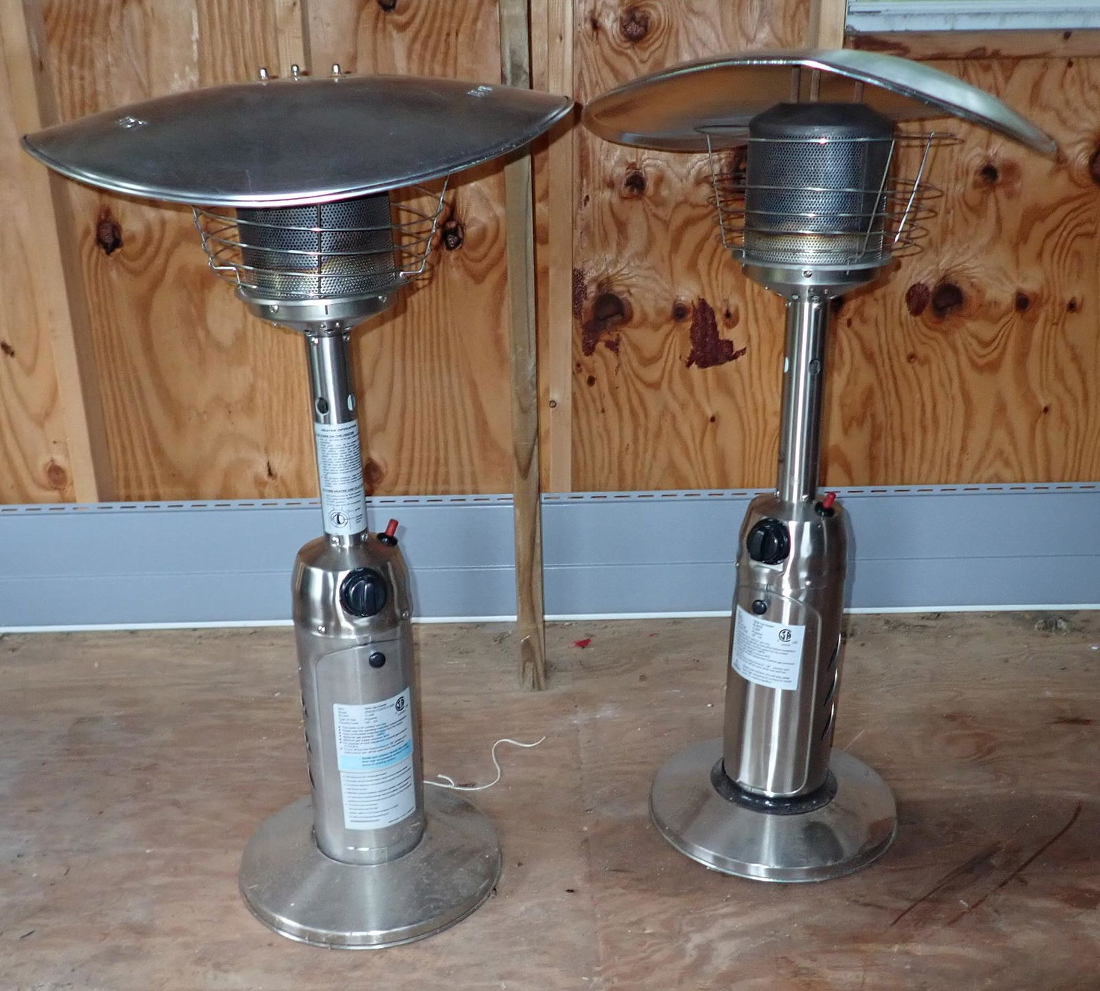 Outdoor Table Top Propane Heaters (1 of 4)