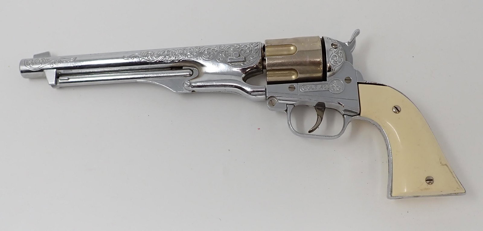 Hubley Colt .45 Revolver Cap Gun: Approx 14" long